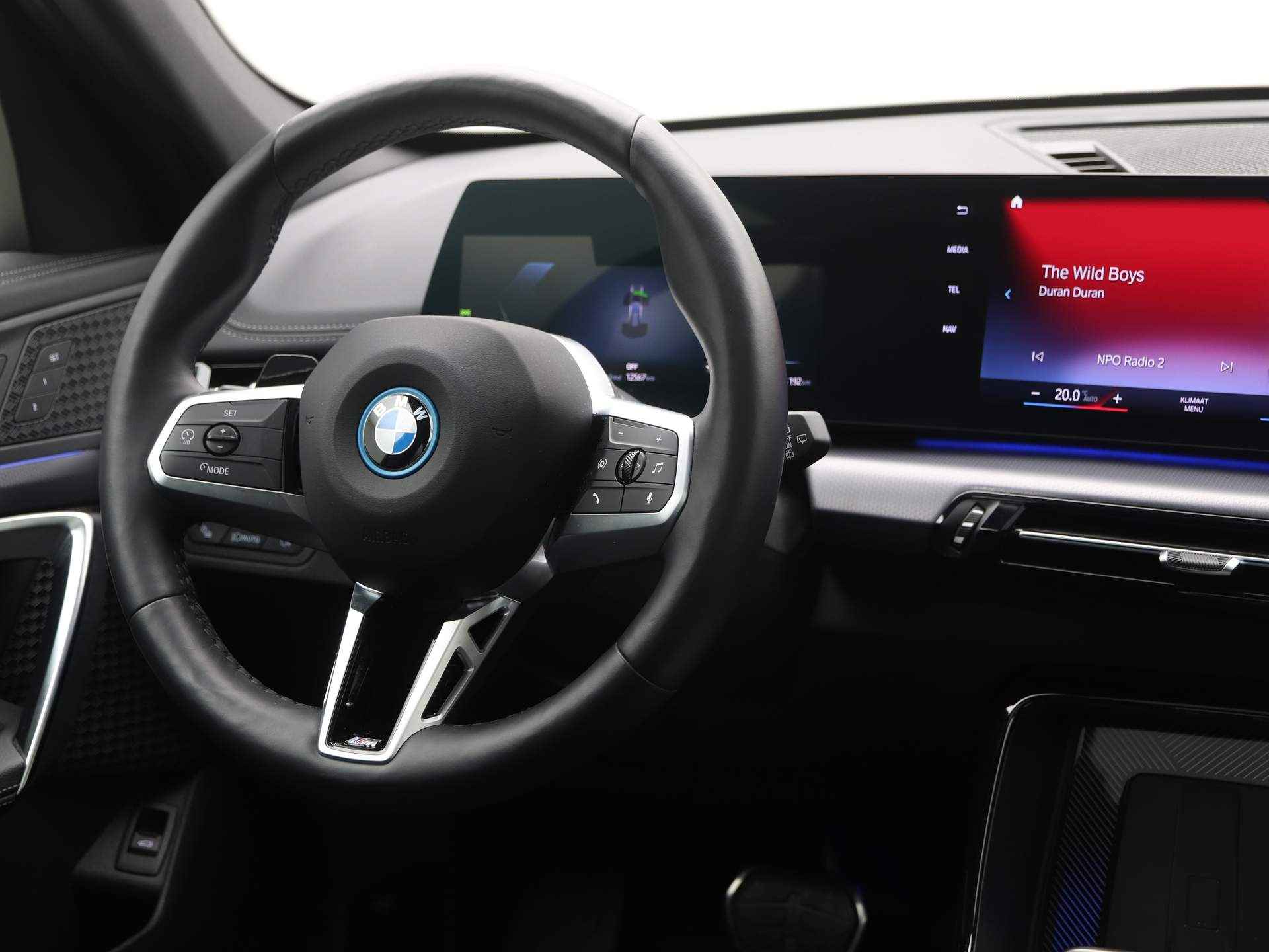 BMW iX1 xDrive30 M-Sport 67kWh - 3/26