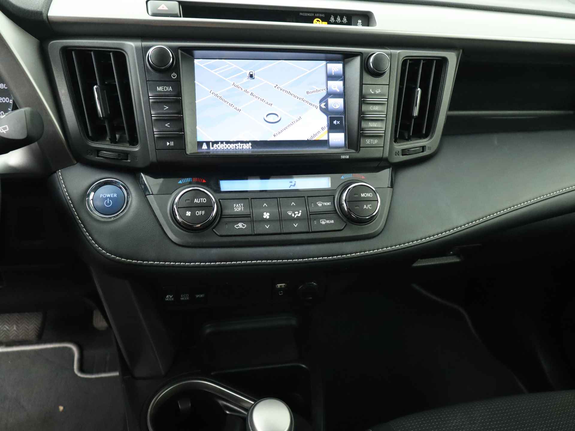 Toyota RAV4 2.5 Hybride Black Edition Limited | Navigatie | Elektrisch Bedienbare Achterklep | Camera | Parkeersensoren | - 7/41