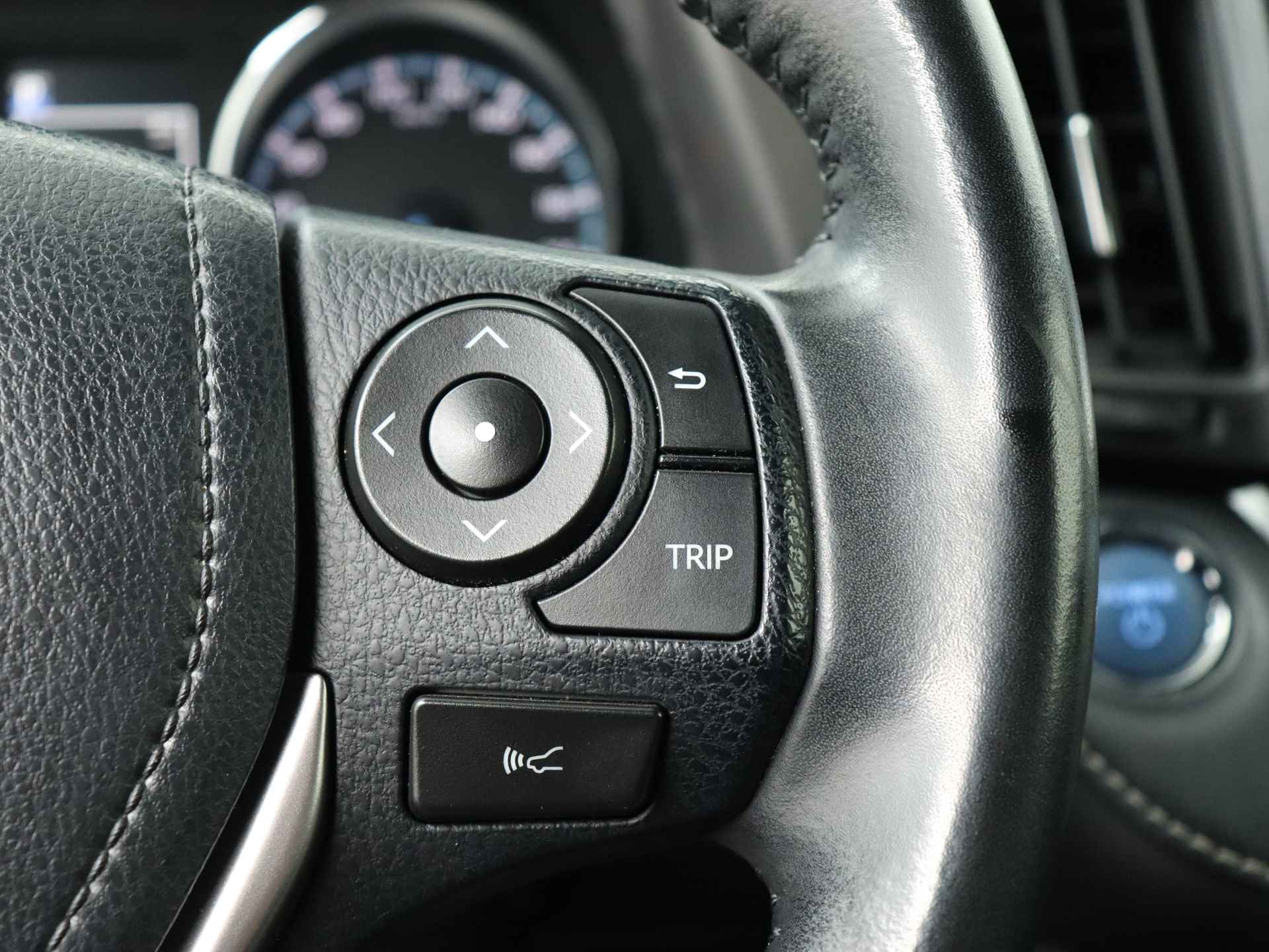 Toyota RAV4 2.5 Hybride Black Edition Limited | Navigatie | Elektrisch Bedienbare Achterklep | Camera | Parkeersensoren | - 20/41