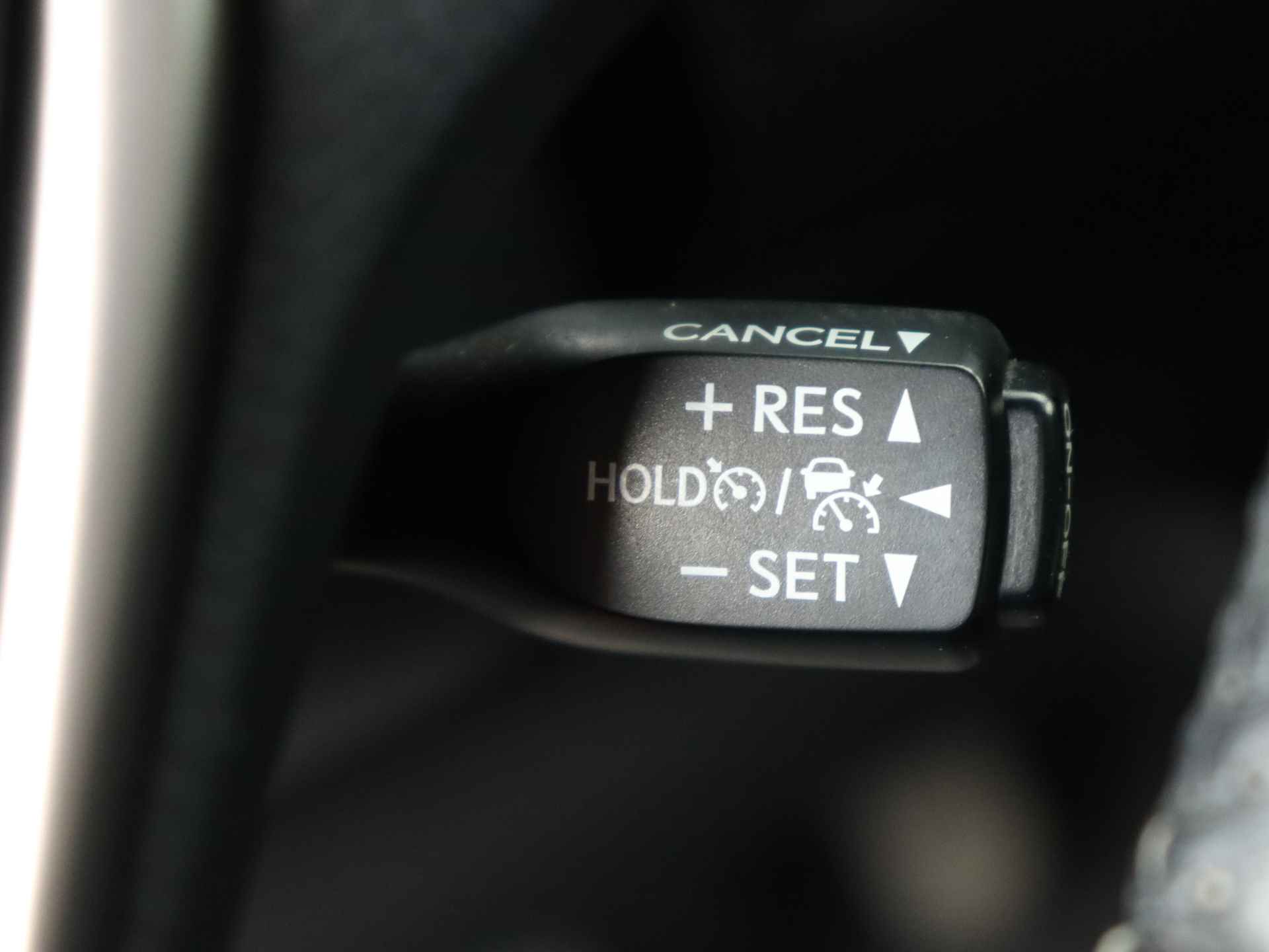 Toyota RAV4 2.5 Hybride Black Edition Limited | Navigatie | Elektrisch Bedienbare Achterklep | Camera | Parkeersensoren | - 23/41
