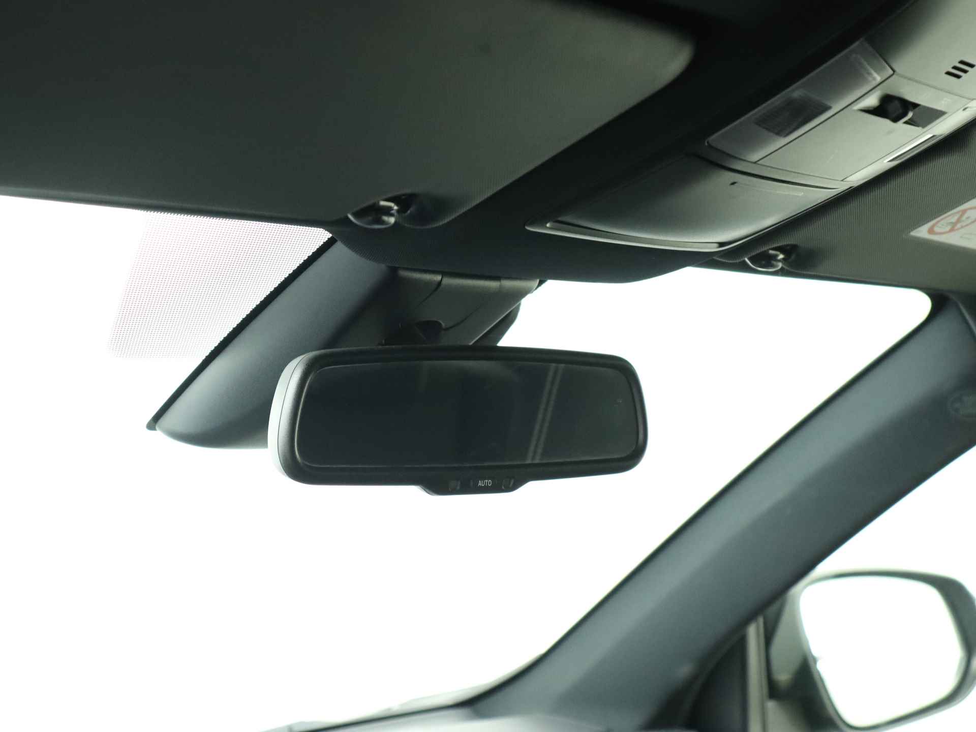 Toyota RAV4 2.5 Hybride Black Edition Limited | Navigatie | Elektrisch Bedienbare Achterklep | Camera | Parkeersensoren | - 28/41