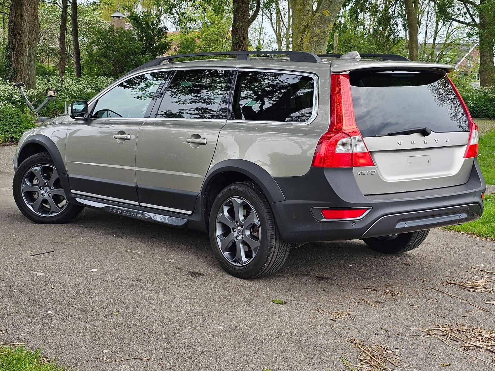 Volvo XC70 3.2 AWD Dynamic Edition - 28/31