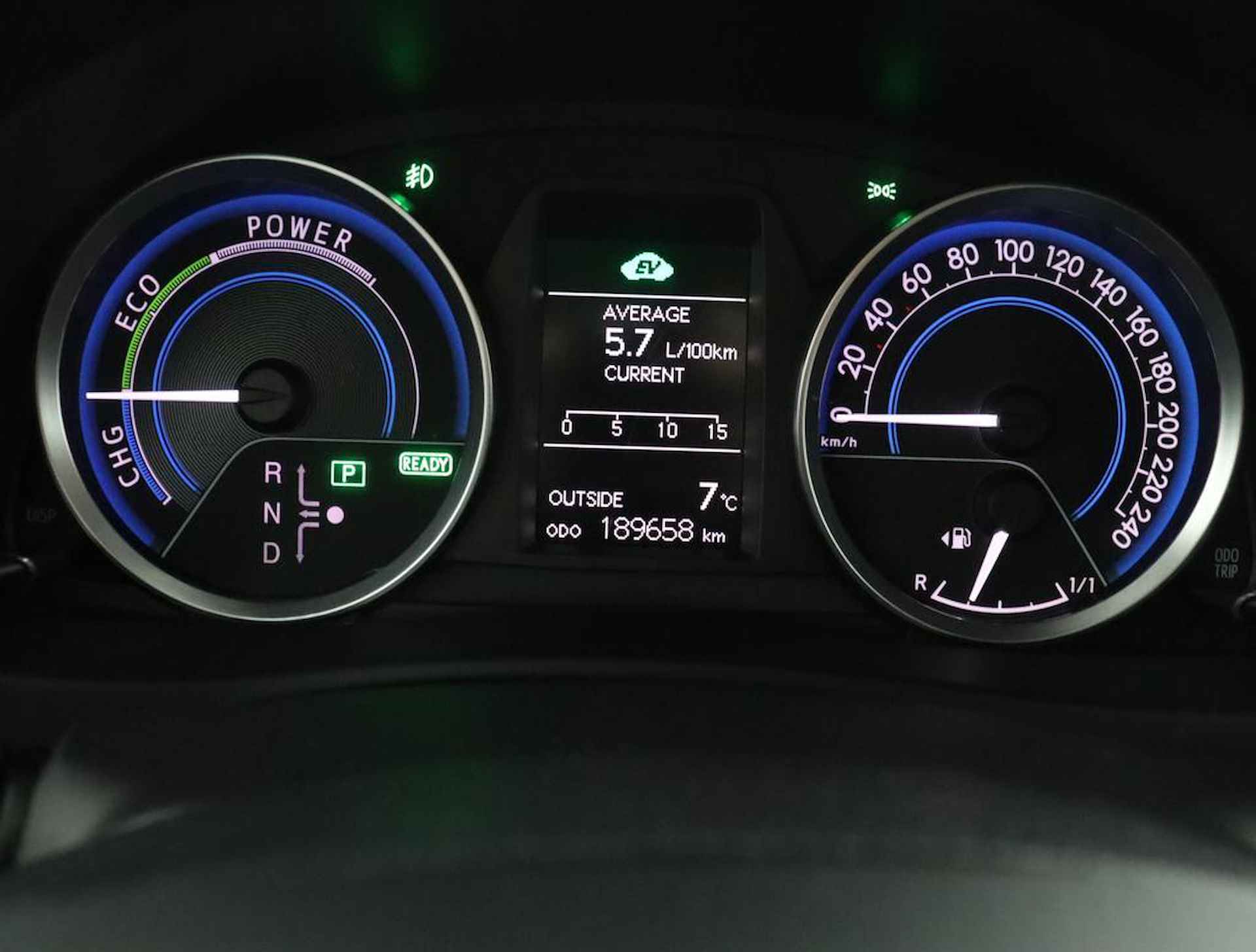 Toyota Auris Touring Sports 1.8 Hybrid Aspiration | Navigatie | Cruise control | Climate control | - 6/70