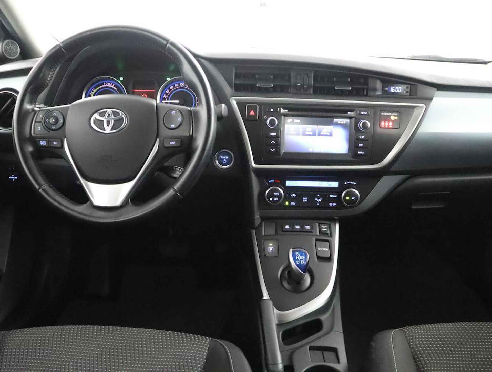 Toyota Auris Touring Sports 1.8 Hybrid Aspiration | Navigatie | Cruise control | Climate control | - 65/70