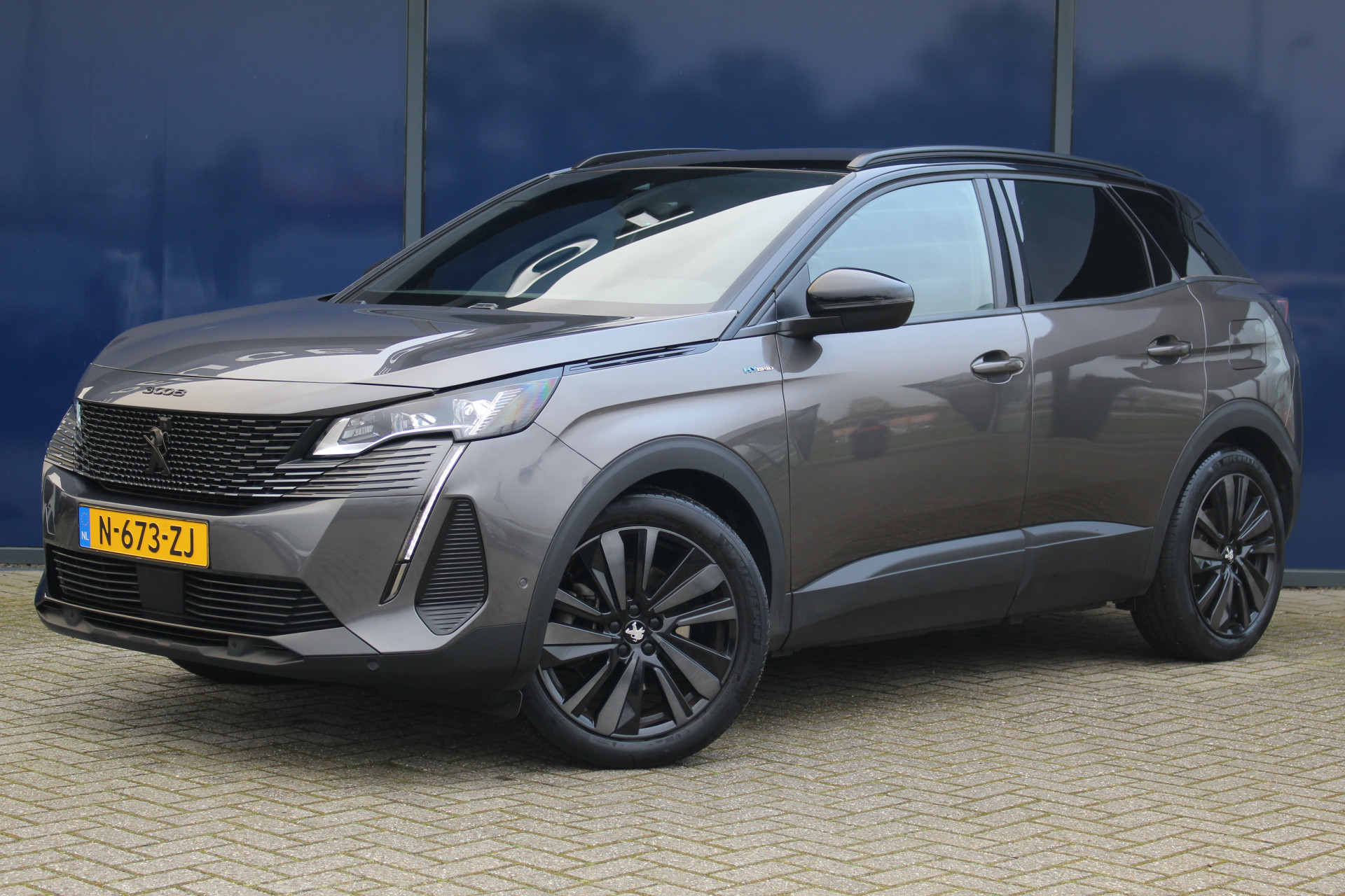 Peugeot 3008 1.6 225PK GT Black Pack HYbrid | Adaptieve C. | 360 Cam | Massage | Focal Audio | | Clima | Carplay | Keyless Entry | Virtueel Dashboard | Leder/Alcantara