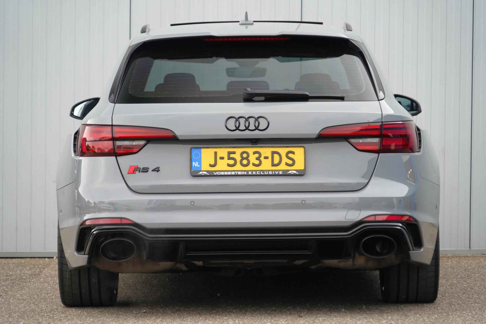 Audi RS4 Avant 2.9 TFSI Quattro / RS Dynamic pack / RS Sportuitlaat / RS Design pack / Panoramadak / B&O / Dealer onderhouden! - 35/53