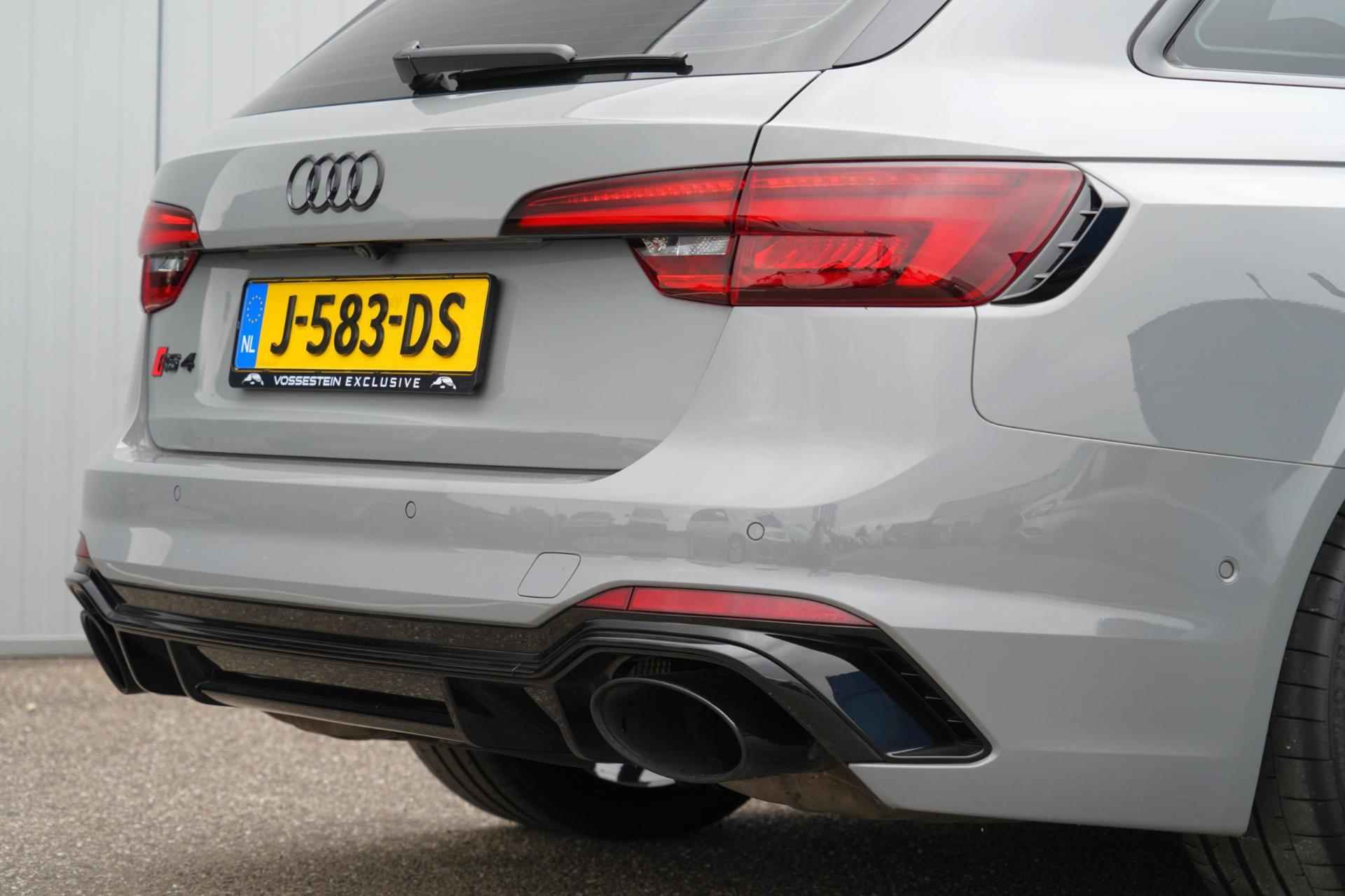 Audi RS4 Avant 2.9 TFSI Quattro / RS Dynamic pack / RS Sportuitlaat / RS Design pack / Panoramadak / B&O / Dealer onderhouden! - 42/53