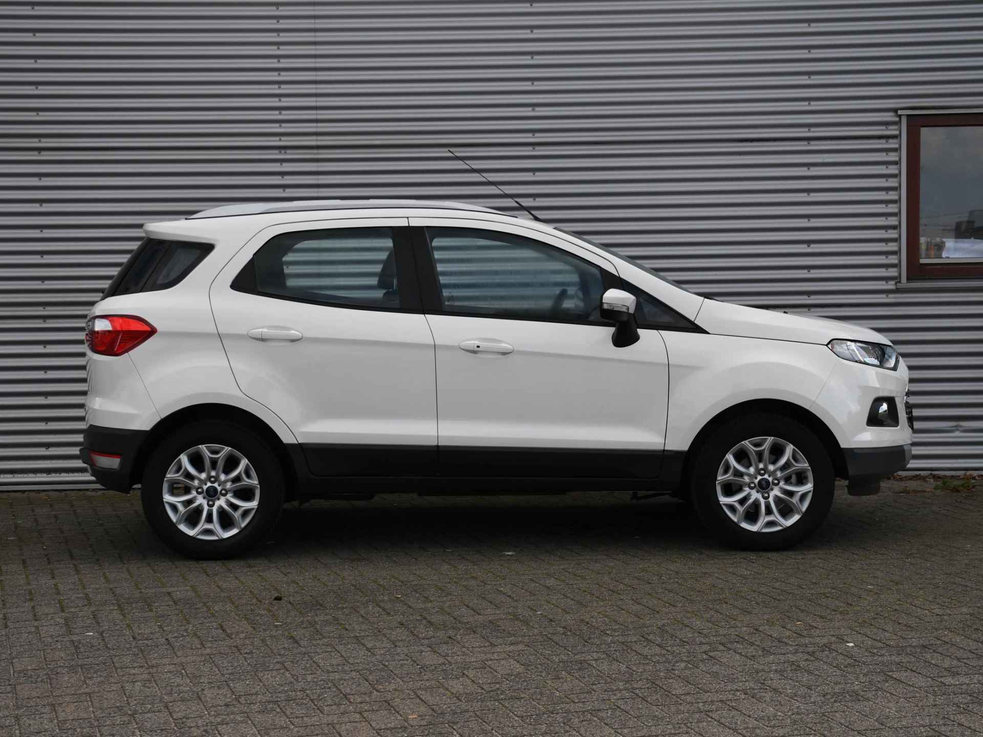 Ford EcoSport Titanium 1.0 EcoBoost 125pk CRUISE.C | PDC ACHTER | QUICK CLEAR | KEYLESS | 16''LM | NAVI - 3/28