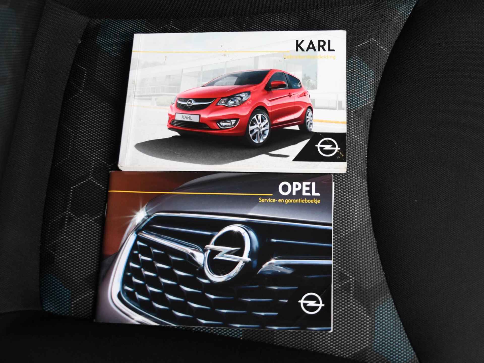 Opel KARL Rocks Online Edition 1.0 75pk Automaat STOEL/STUURVERWARMING | CRUISE | DAB | APPLE CARPLAY | USB | CITY DRIVING MODE - 25/27