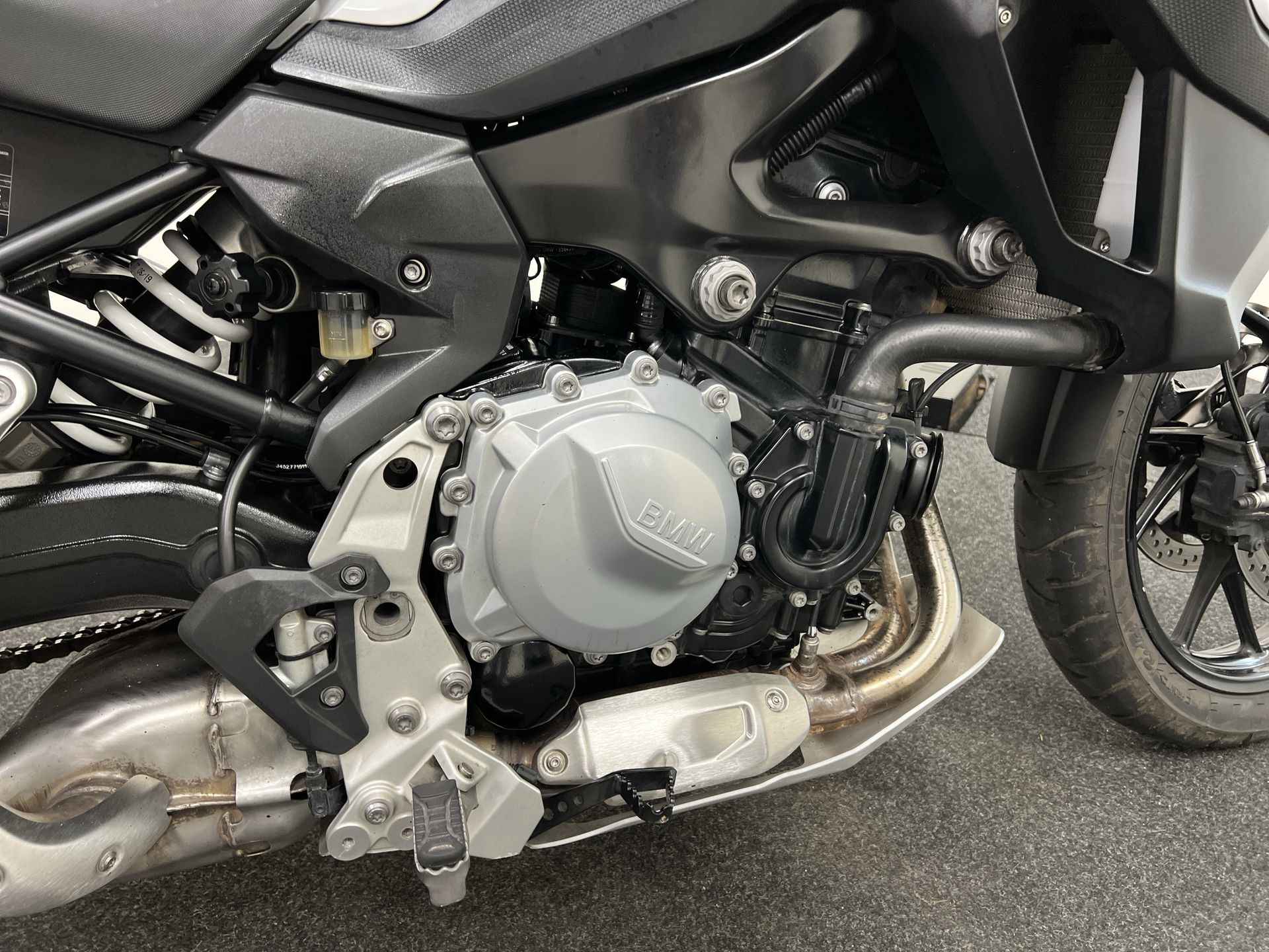 BMW F 750 GS speciaal verlaagd 6 cm , mooie pakketten !! - 15/16