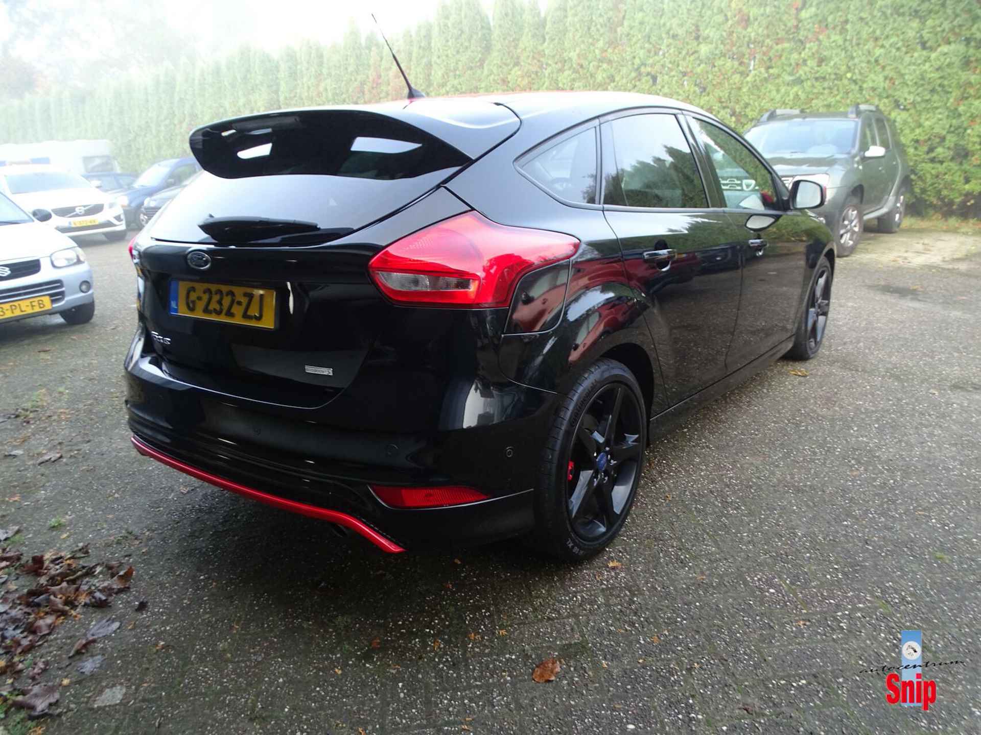 Ford Focus 1.5 Black Edition - 27/29