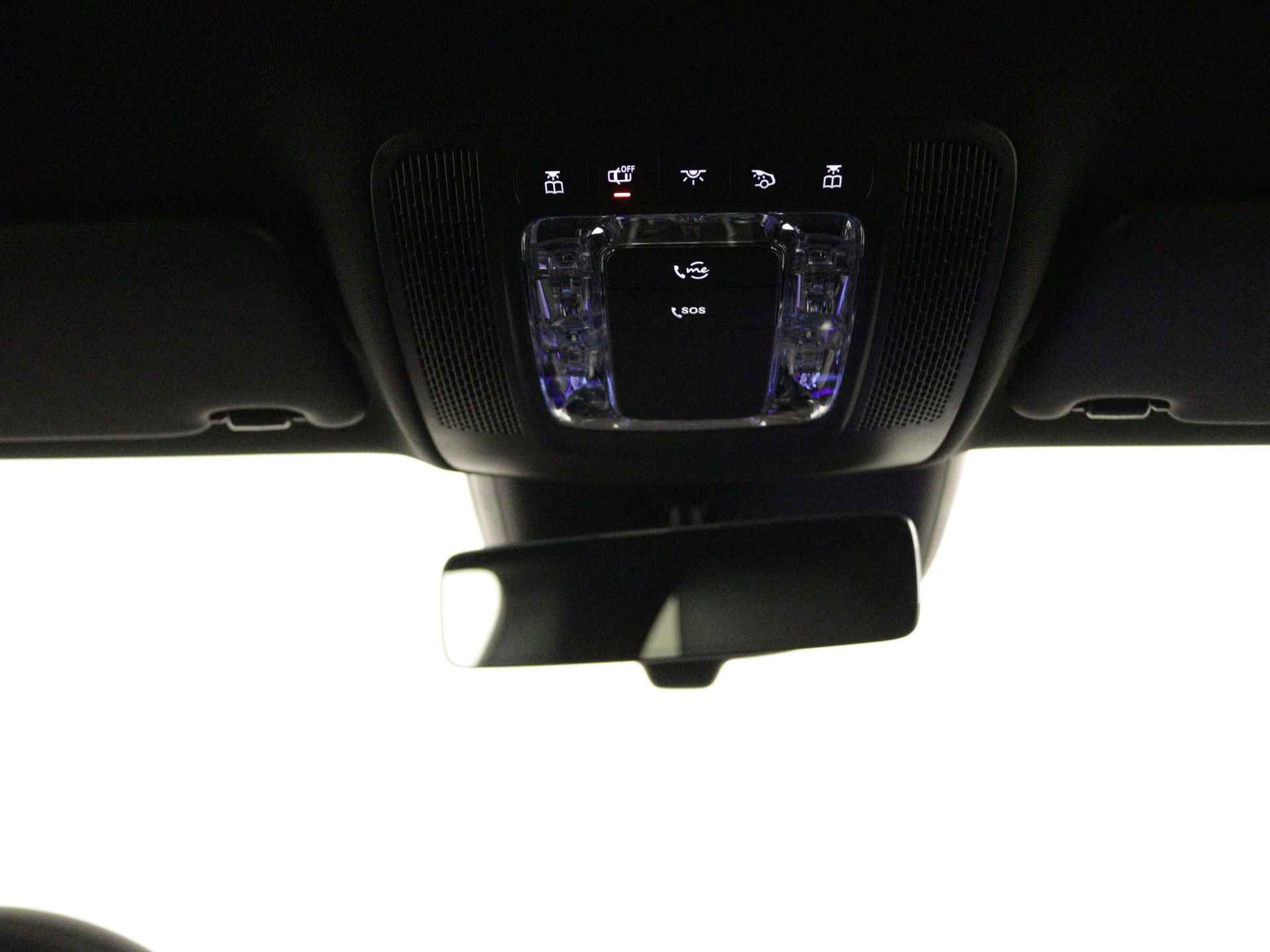 Mercedes-Benz CLA-Klasse 180 Star Edition AMG Line | Nightpakket | USB pakket plus | Draadloos oplaadsysteem voor smartphone | Sfeerverlichting | Verwarmde stoelen vooraan | Parkeerpakket met achteruitrijcamera | - 6/39