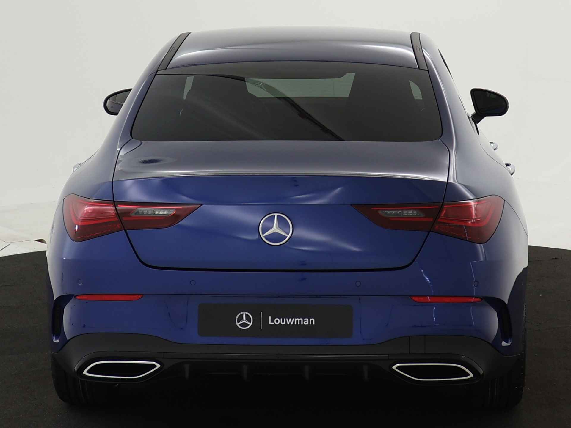 Mercedes-Benz CLA-Klasse 180 Star Edition AMG Line | Nightpakket | USB pakket plus | Draadloos oplaadsysteem voor smartphone | Sfeerverlichting | Verwarmde stoelen vooraan | Parkeerpakket met achteruitrijcamera | - 25/39