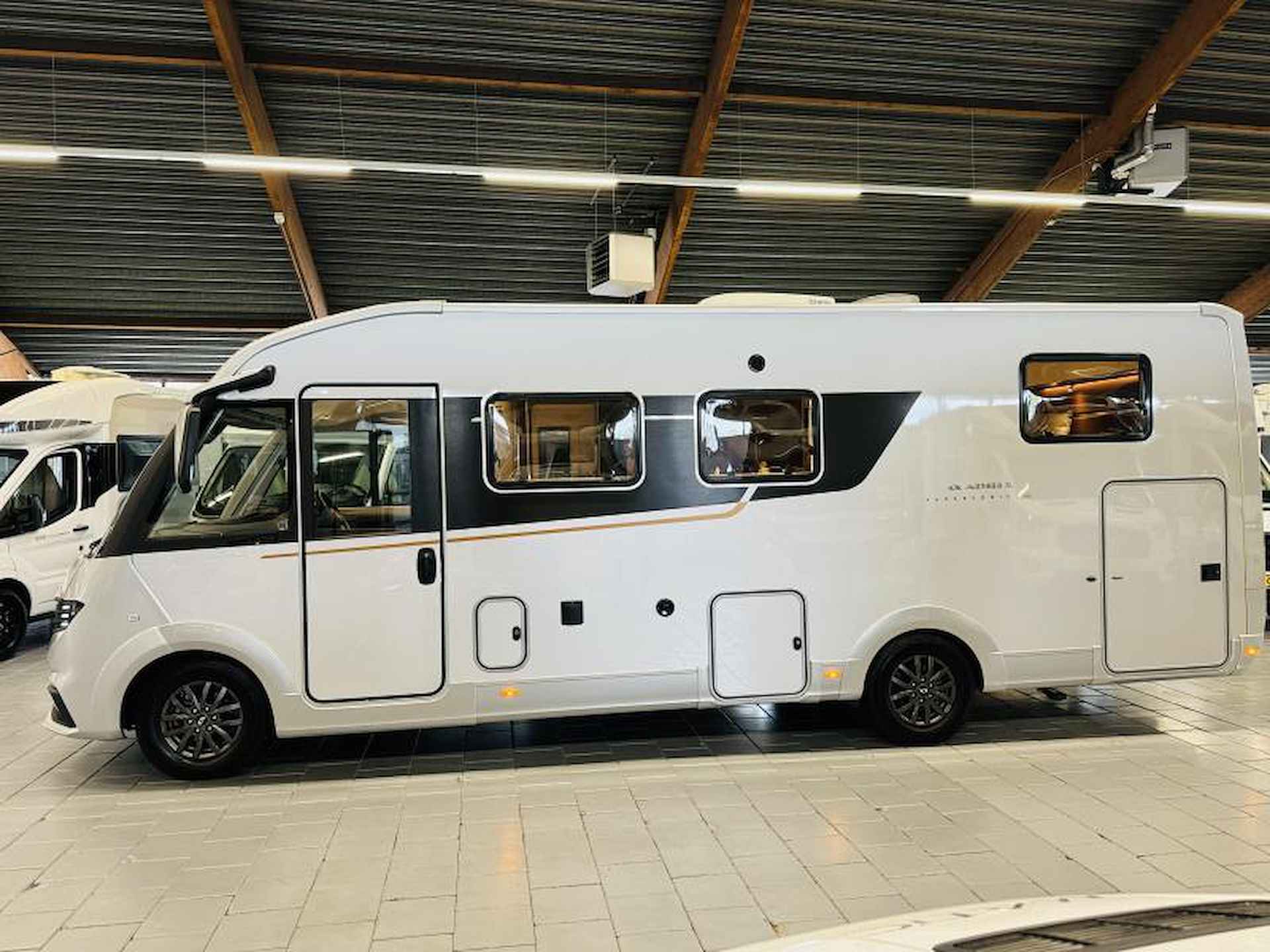 Adria Super Sonic 780 SL KORTING 28 & 29 SEPTEMBER - 7/25