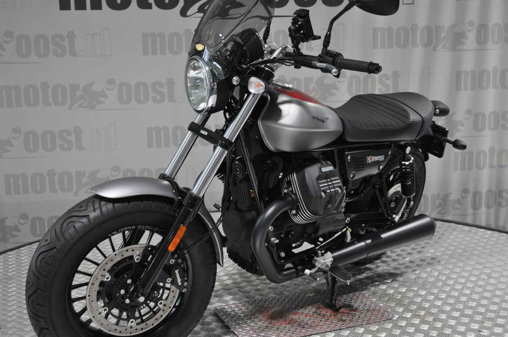 MOTO GUZZI V 9   Bobber - 8/20