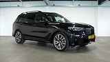 BMW X7 M50i High Executive Full options | BTW | 7 pers | M-Sport stoelen | Trekhaak