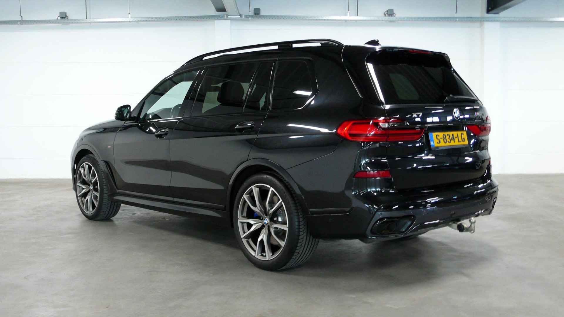 BMW X7 M50i High Executive Full options | BTW | 7 pers | M-Sport stoelen | Trekhaak - 38/40