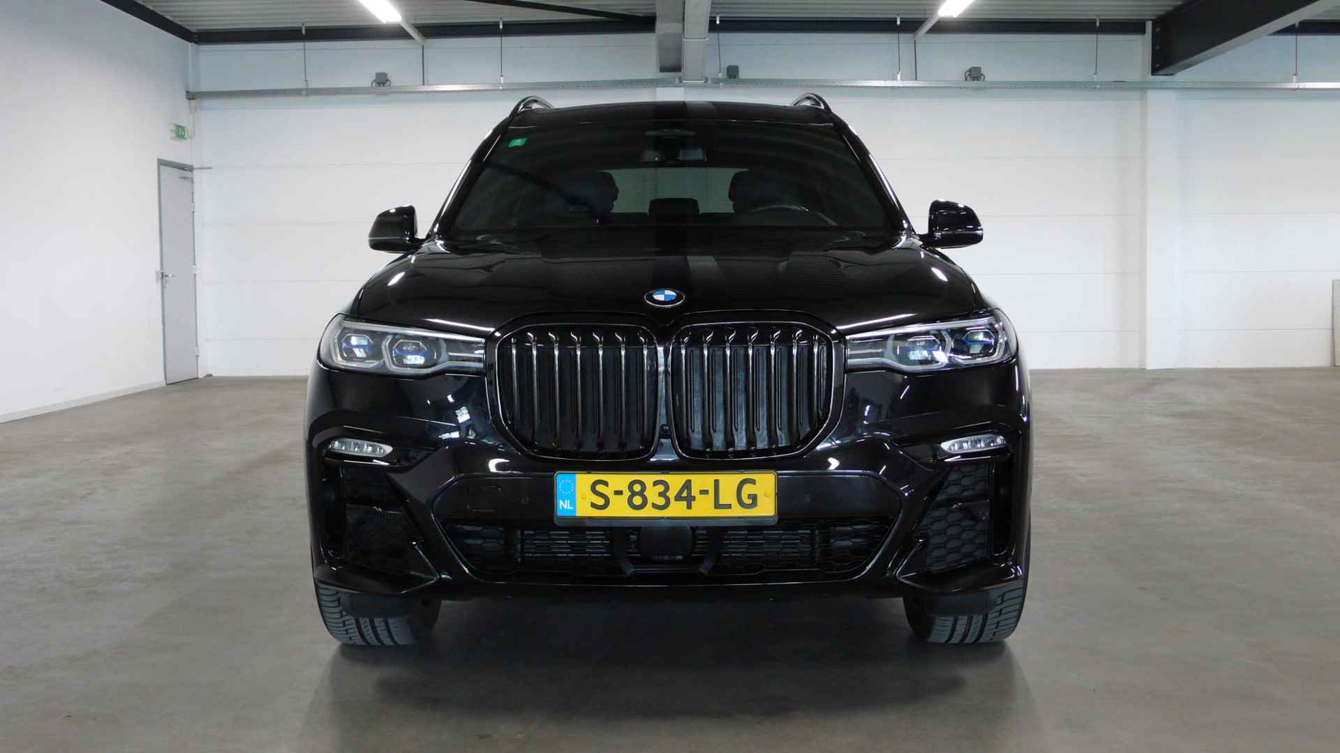 BMW X7 M50i High Executive Full options | BTW | 7 pers | M-Sport stoelen | Trekhaak - 39/40