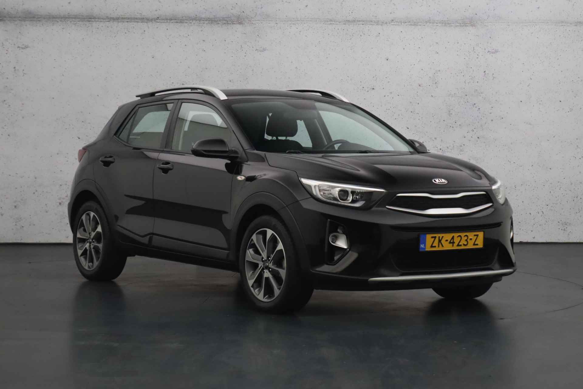 Kia Stonic 1.0 T-GDi DynamicLine | Camera | Cruise control | Parkeersensoren | Apple Carplay - 27/31