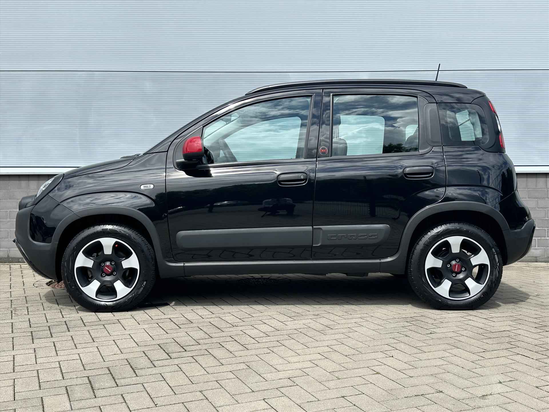 Fiat Panda 1.0 70pk Hybrid Red Edition | Climate Control | 5 Zitter I U Connect - 3/40