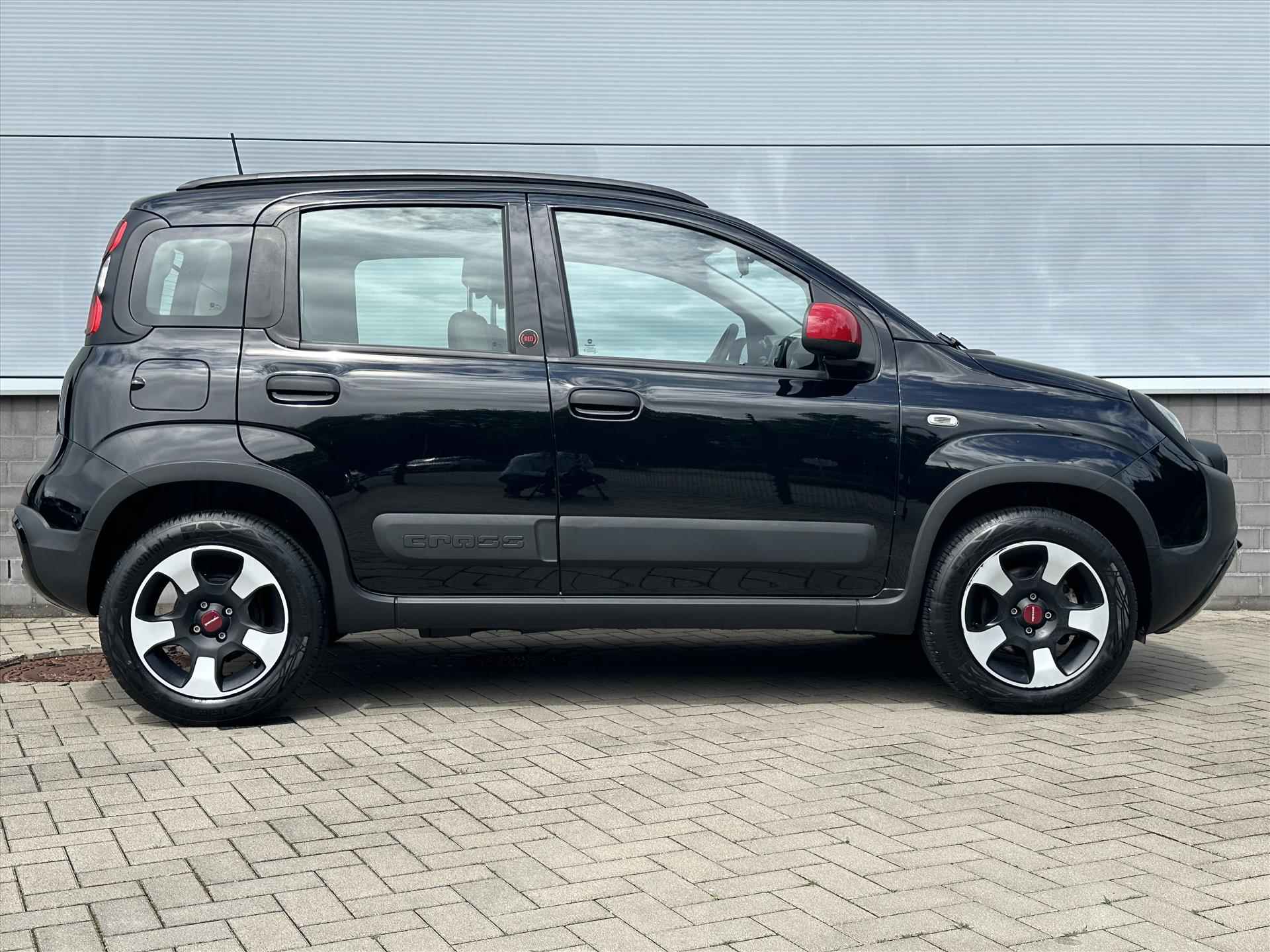 Fiat Panda 1.0 70pk Hybrid Red Edition | Climate Control | 5 Zitter I U Connect - 4/40