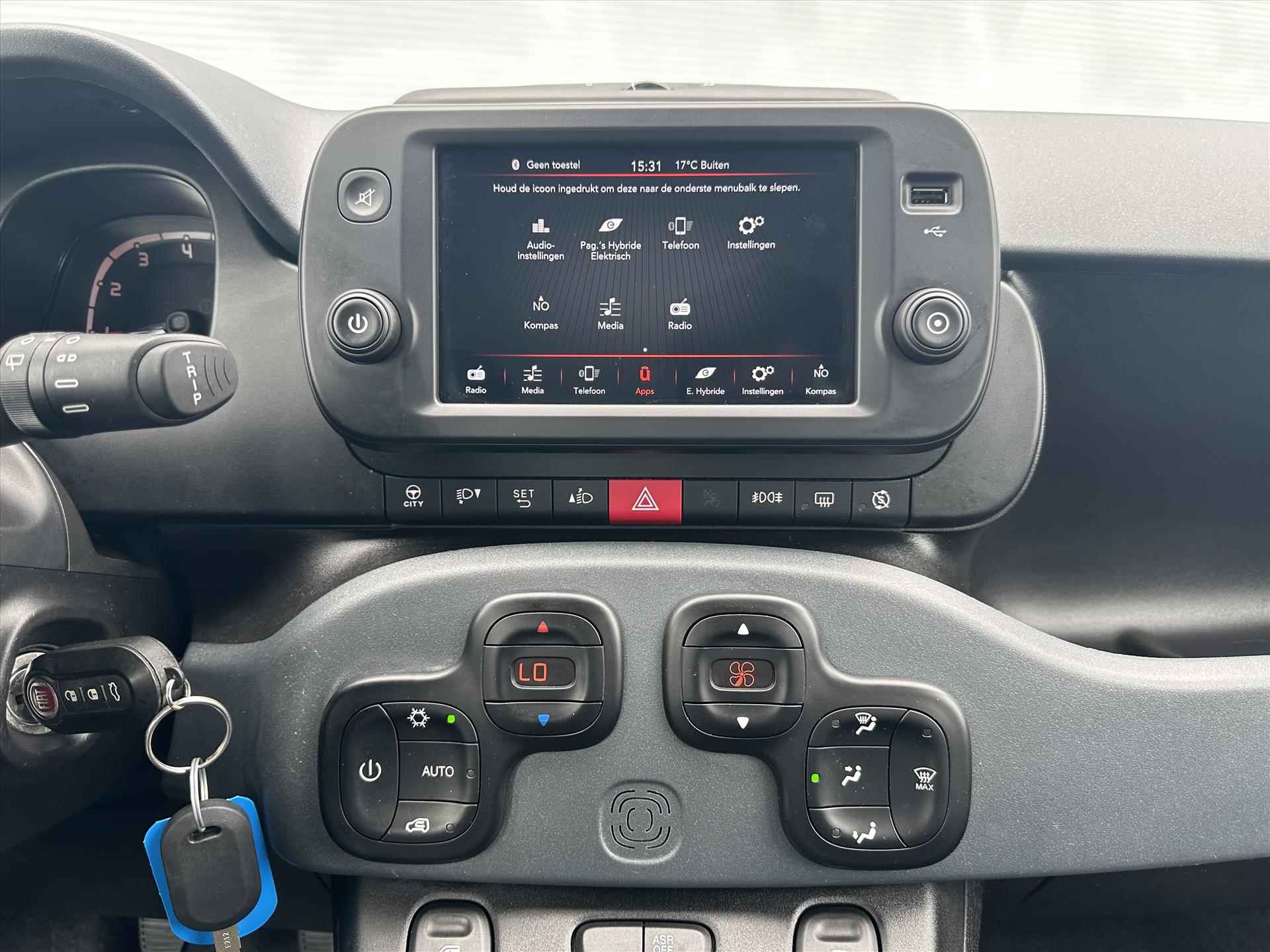 Fiat Panda 1.0 70pk Hybrid Red Edition | Climate Control | 5 Zitter I U Connect - 27/40