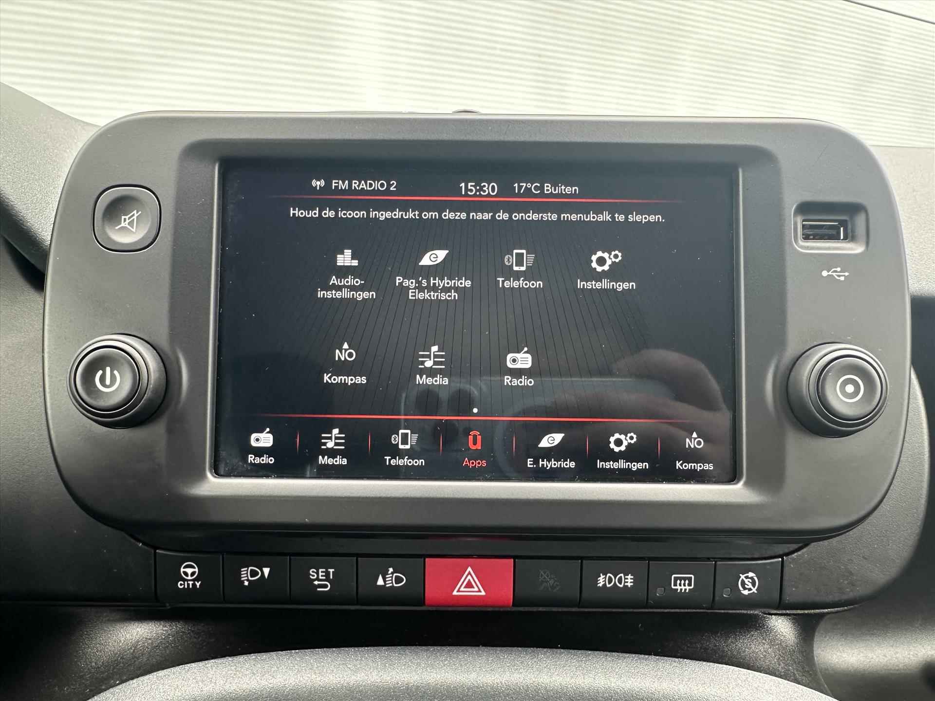 Fiat Panda 1.0 70pk Hybrid Red Edition | Climate Control | 5 Zitter I U Connect - 28/40