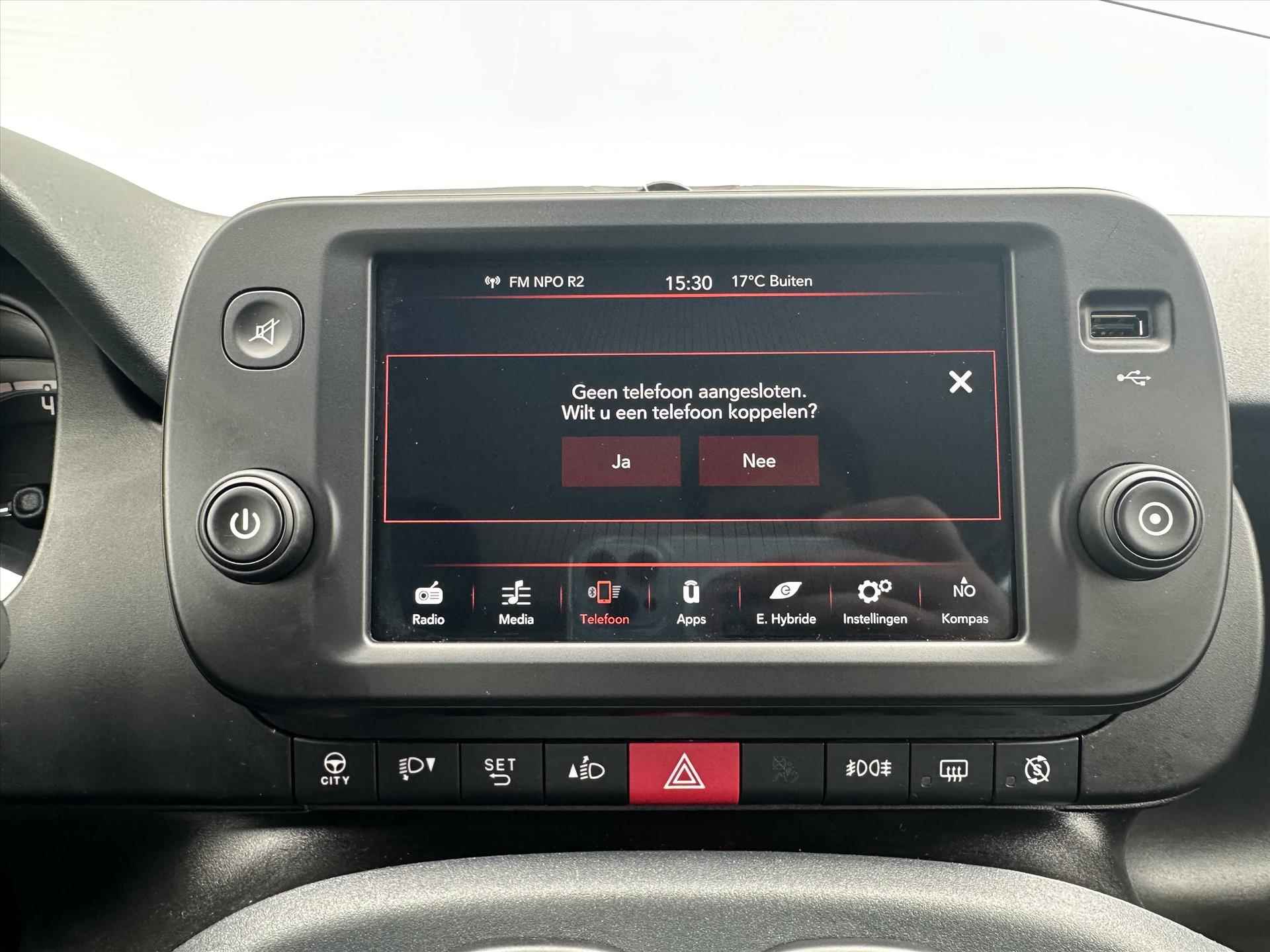 Fiat Panda 1.0 70pk Hybrid Red Edition | Climate Control | 5 Zitter I U Connect - 29/40