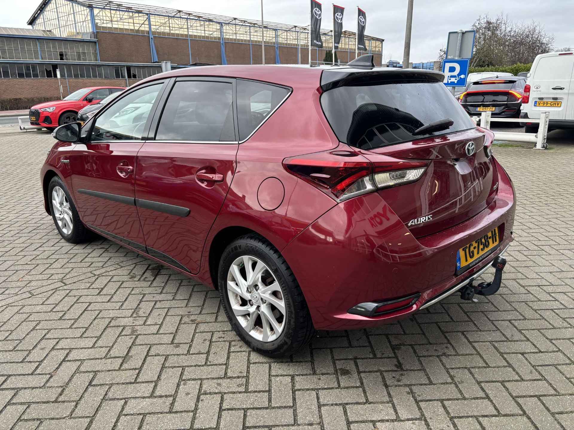 Toyota Auris 1.8 Hybrid Energy Plus NEDERLANDSE AUTO, TREKHAAK, SLECHTS 73.200KM - 27/28