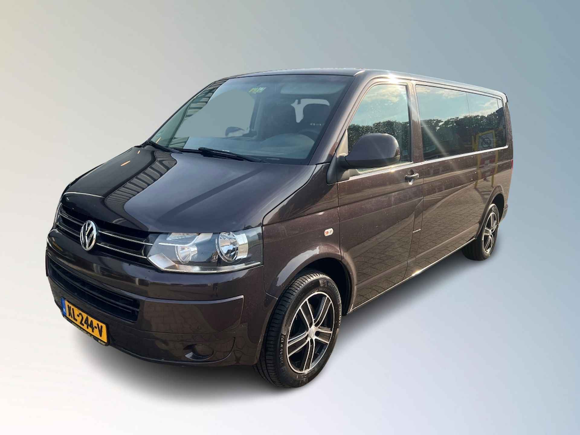 VOLKSWAGEN Transporter