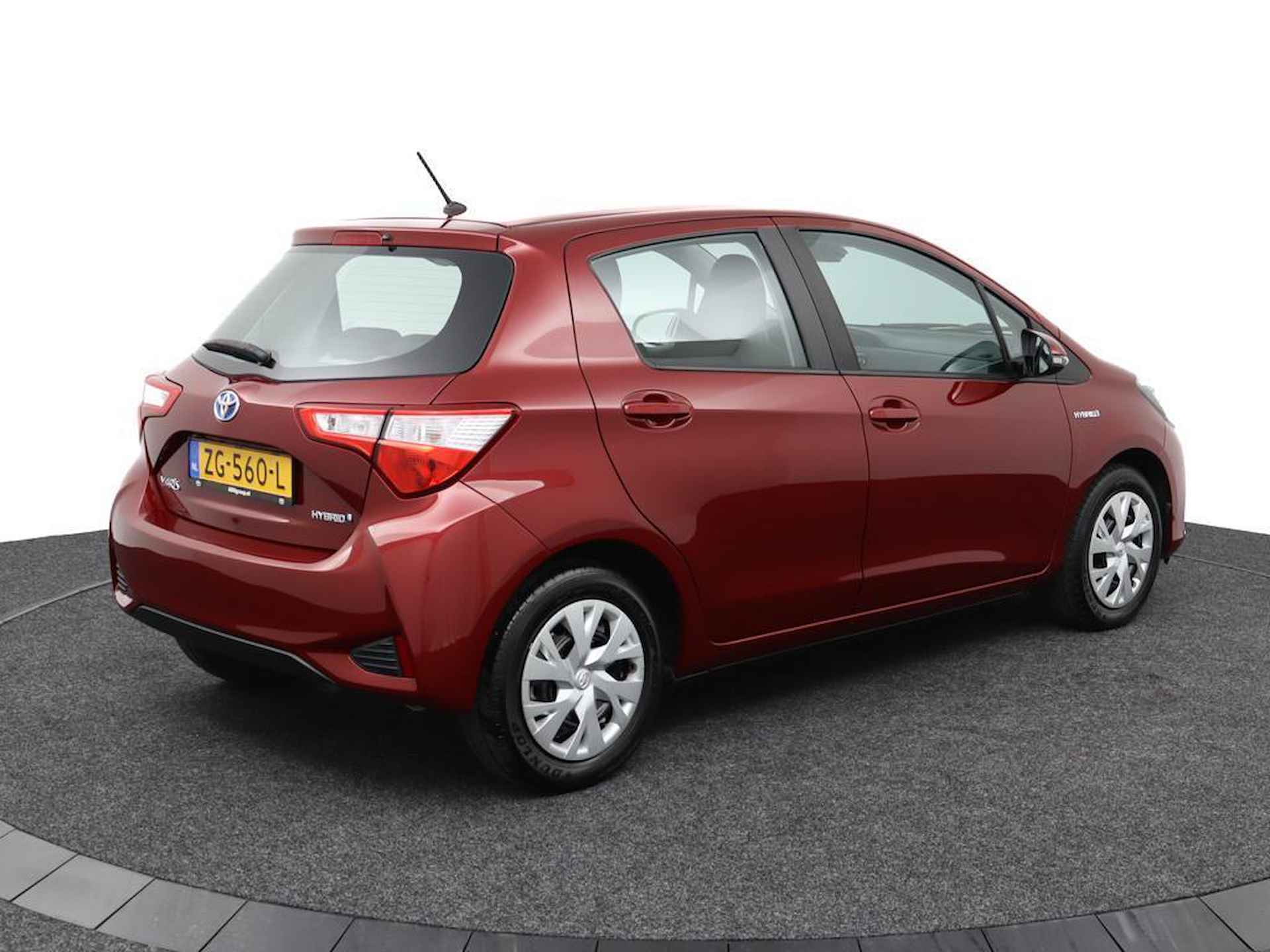 Toyota Yaris 1.5 Hybrid Active | Full map navigatie | Cruise controle| Achteruitrijcamera | - 2/45