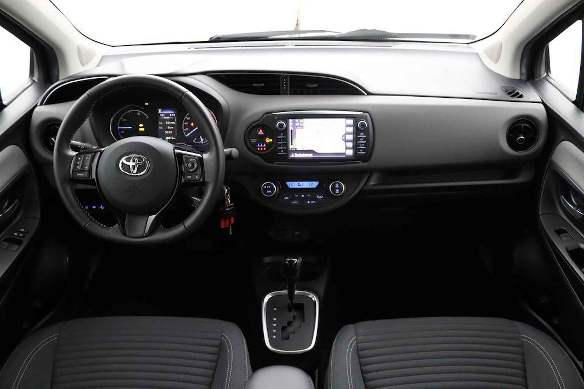 Toyota Yaris 1.5 Hybrid Active | Full map navigatie | Cruise controle| Achteruitrijcamera | - 4/45