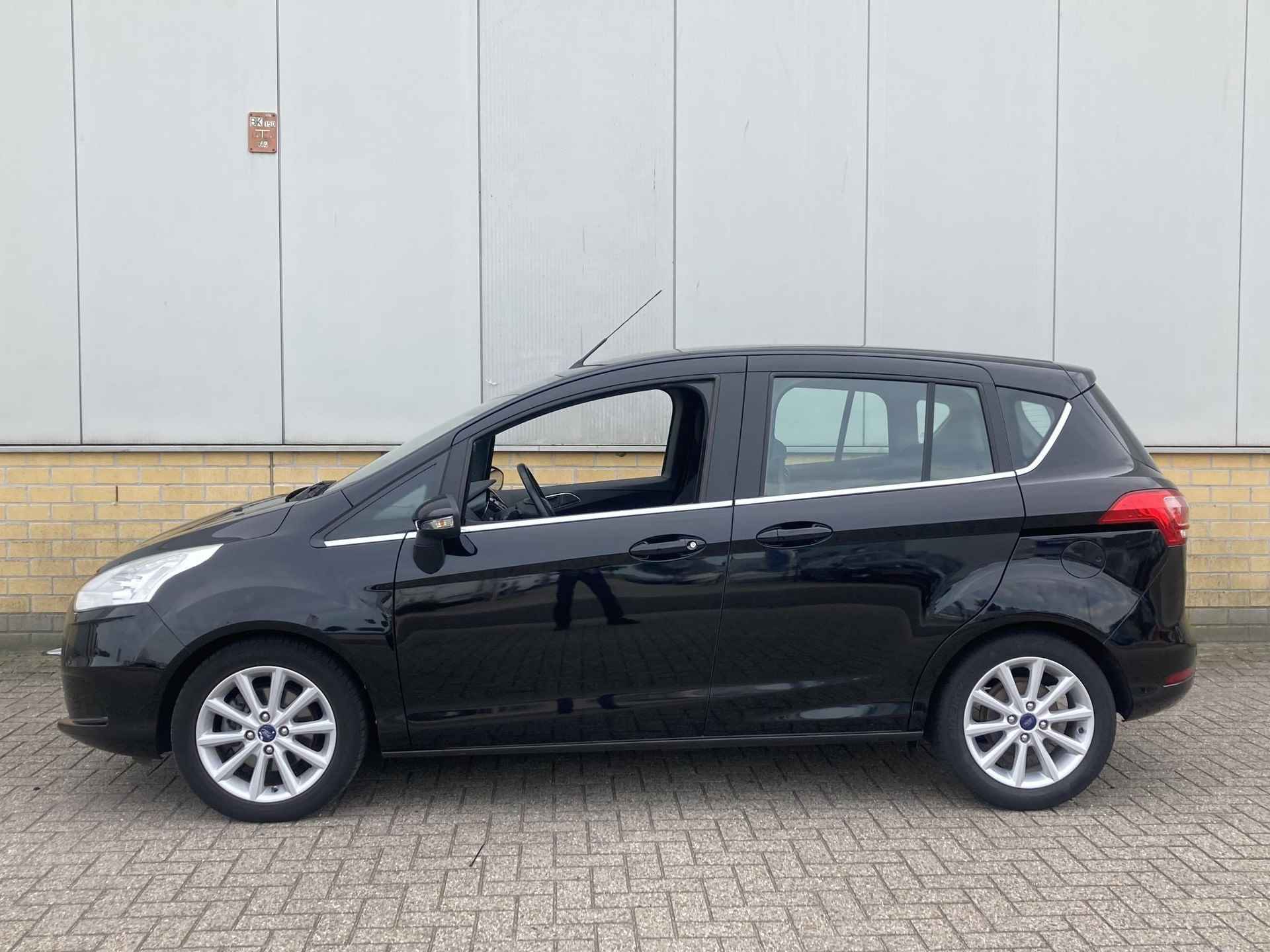 Ford B-Max 1.0 EcoBoost Titanium - 4/28