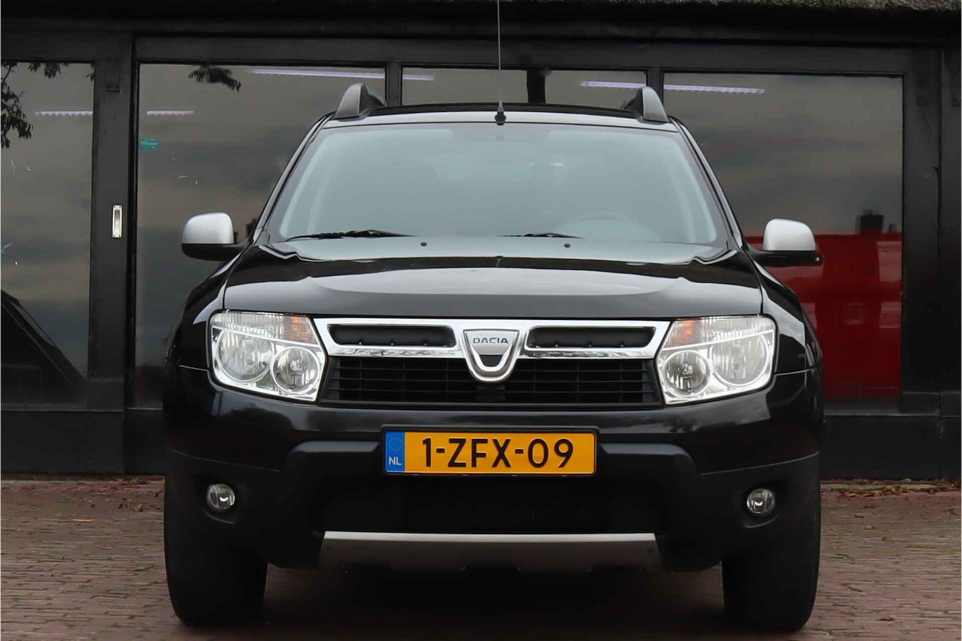 Dacia Duster 1.6 Lauréate 2wd | Trekhaak | Lichtmetalen velgen | Airco - 4/23