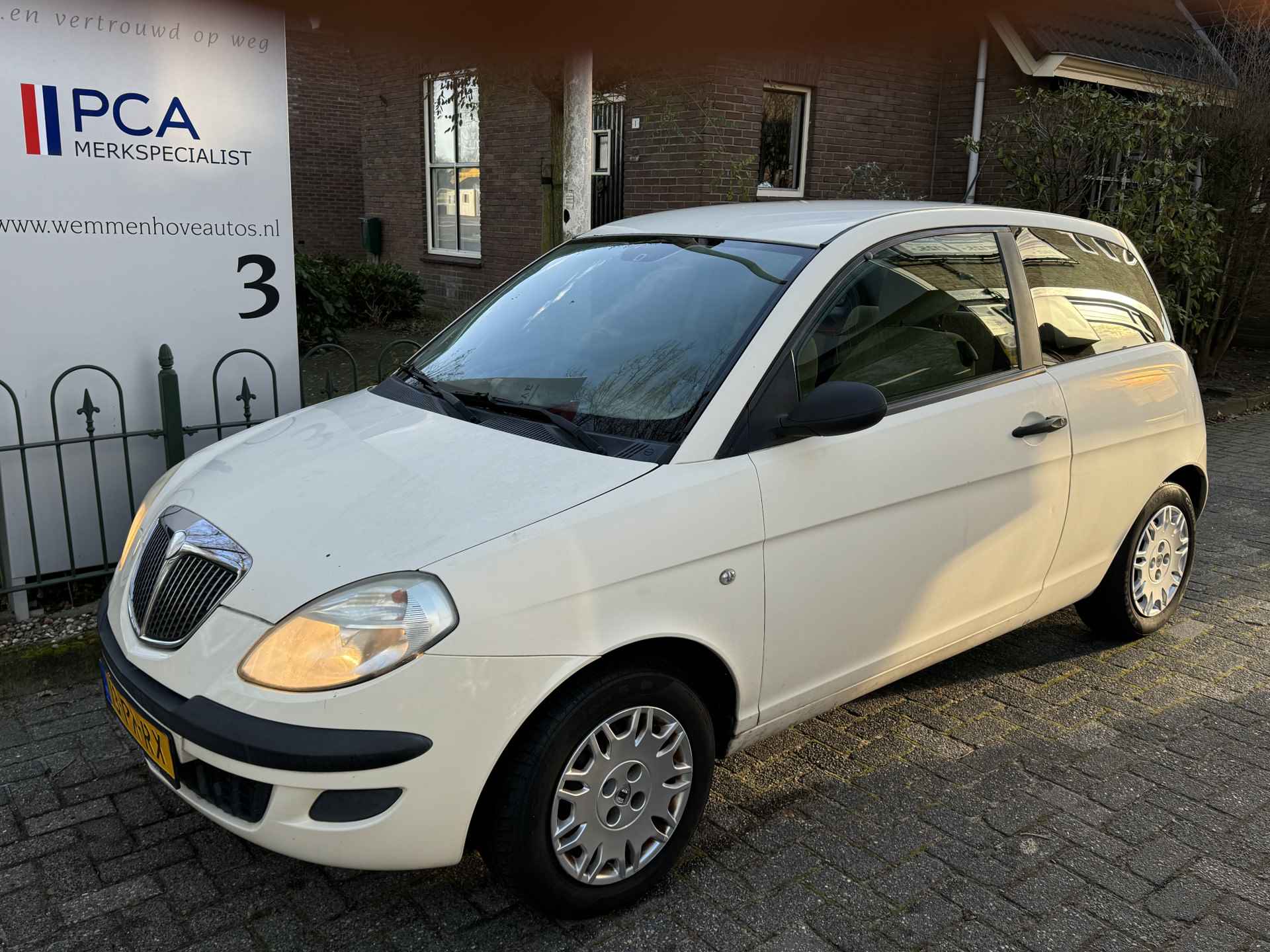 Lancia Ypsilon 1.2 - 3/31