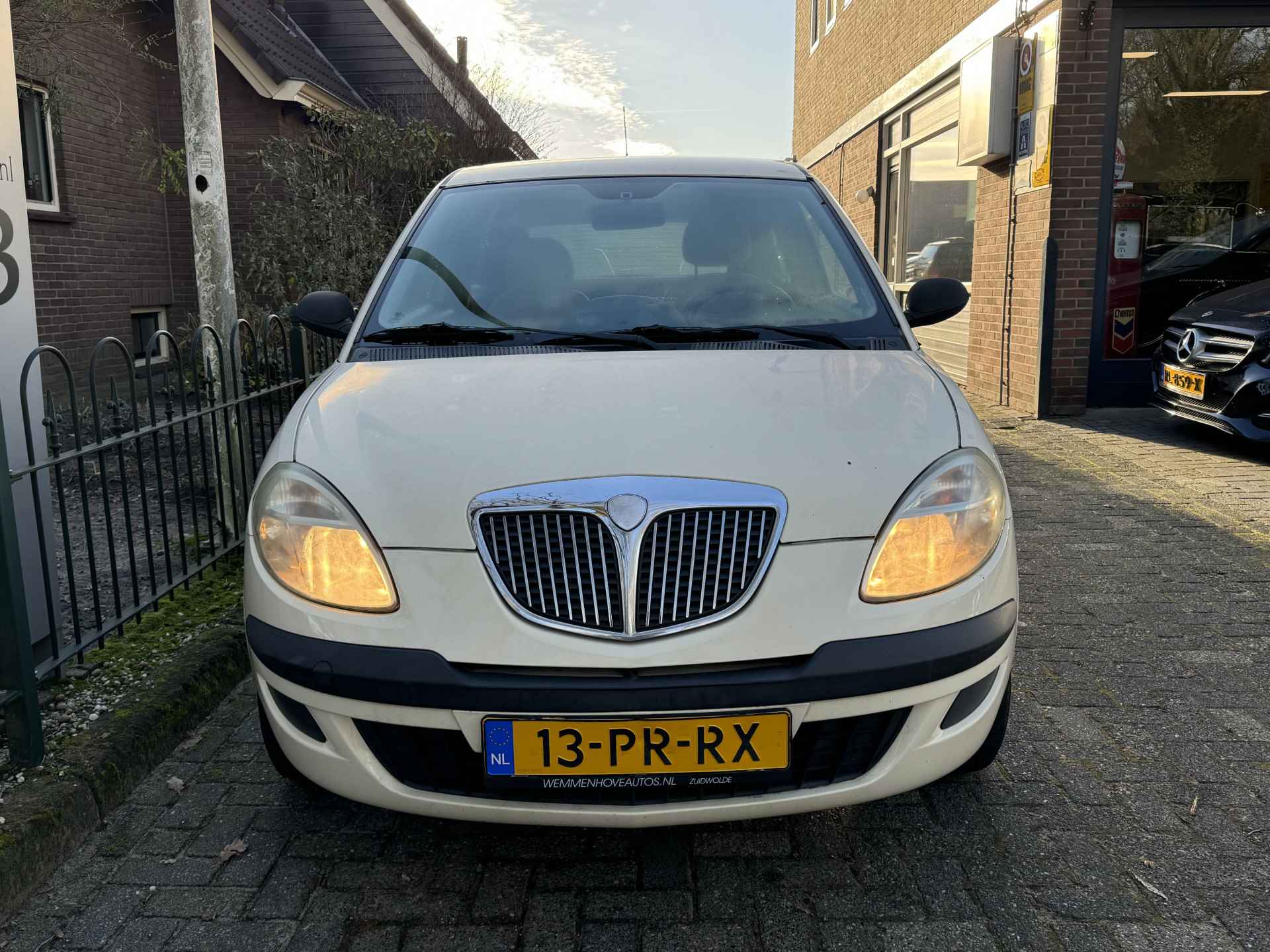 Lancia Ypsilon 1.2 - 5/31