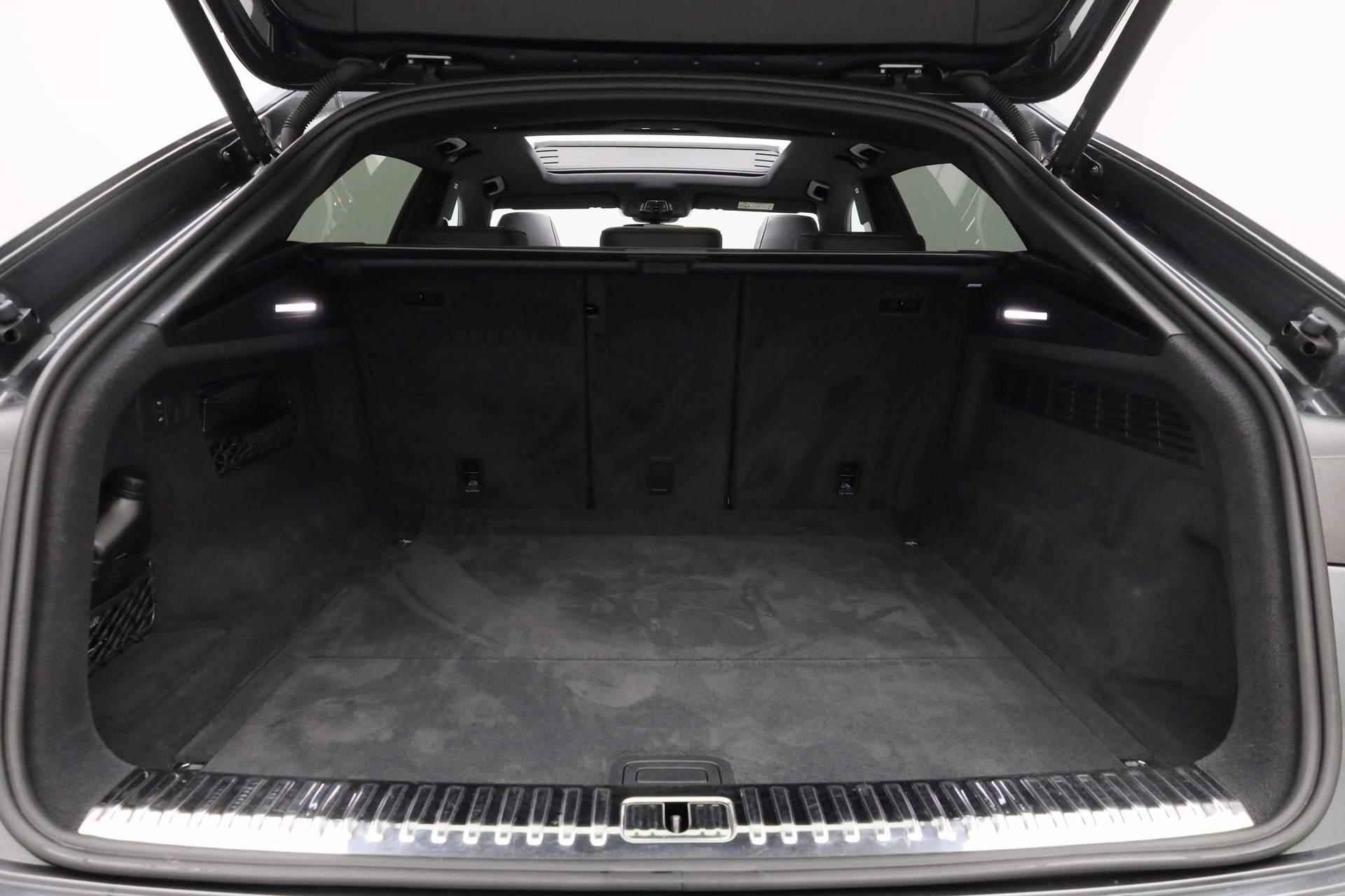 Audi SQ8 4.0 TFSI 507PK tiptronic quattro | Pano | Valcona leder | HD Matrix | B&O | Geheugenstoelen | Soft-Close | Vierwielbesturing | HUD | 360 Camera - 54/55