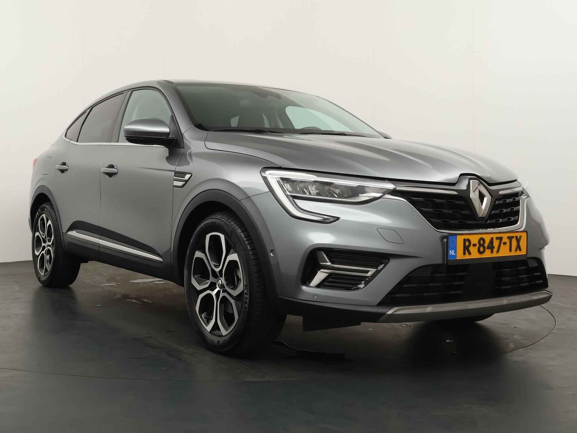 Renault Arkana 1.6 E-Tech Hybrid 145 Intens - 8/29