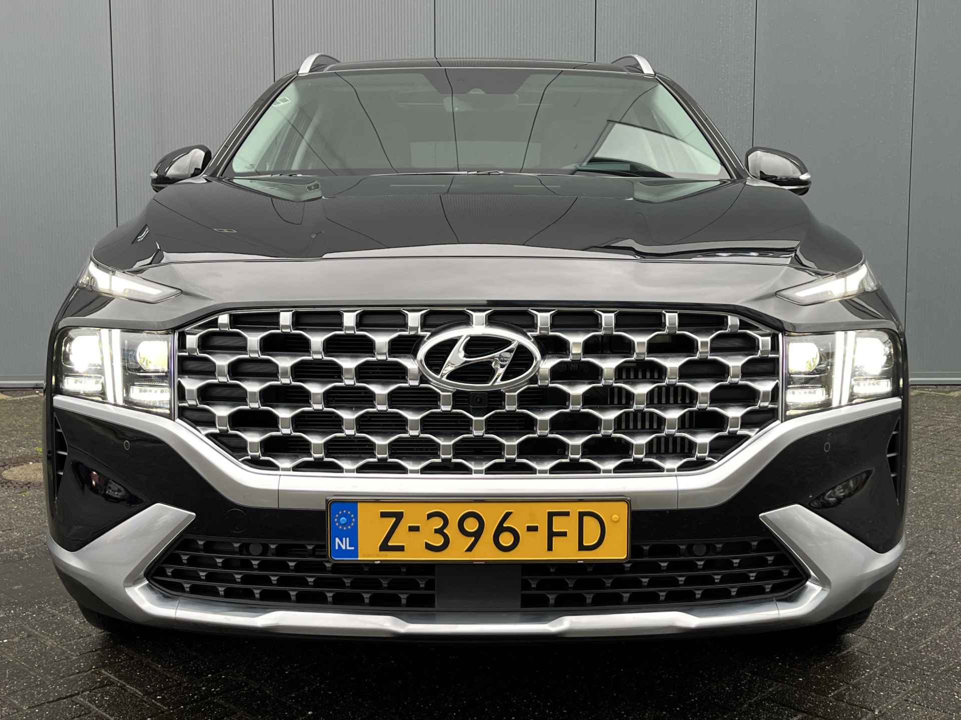 Hyundai Santa Fe PHEV 265pk 7-Zits Premium Sky 4WD automaat | Leder | Climate | Keyless | Navigatie | Full - Led | Elek. Klep | 360 Camera | Krel - 4/44