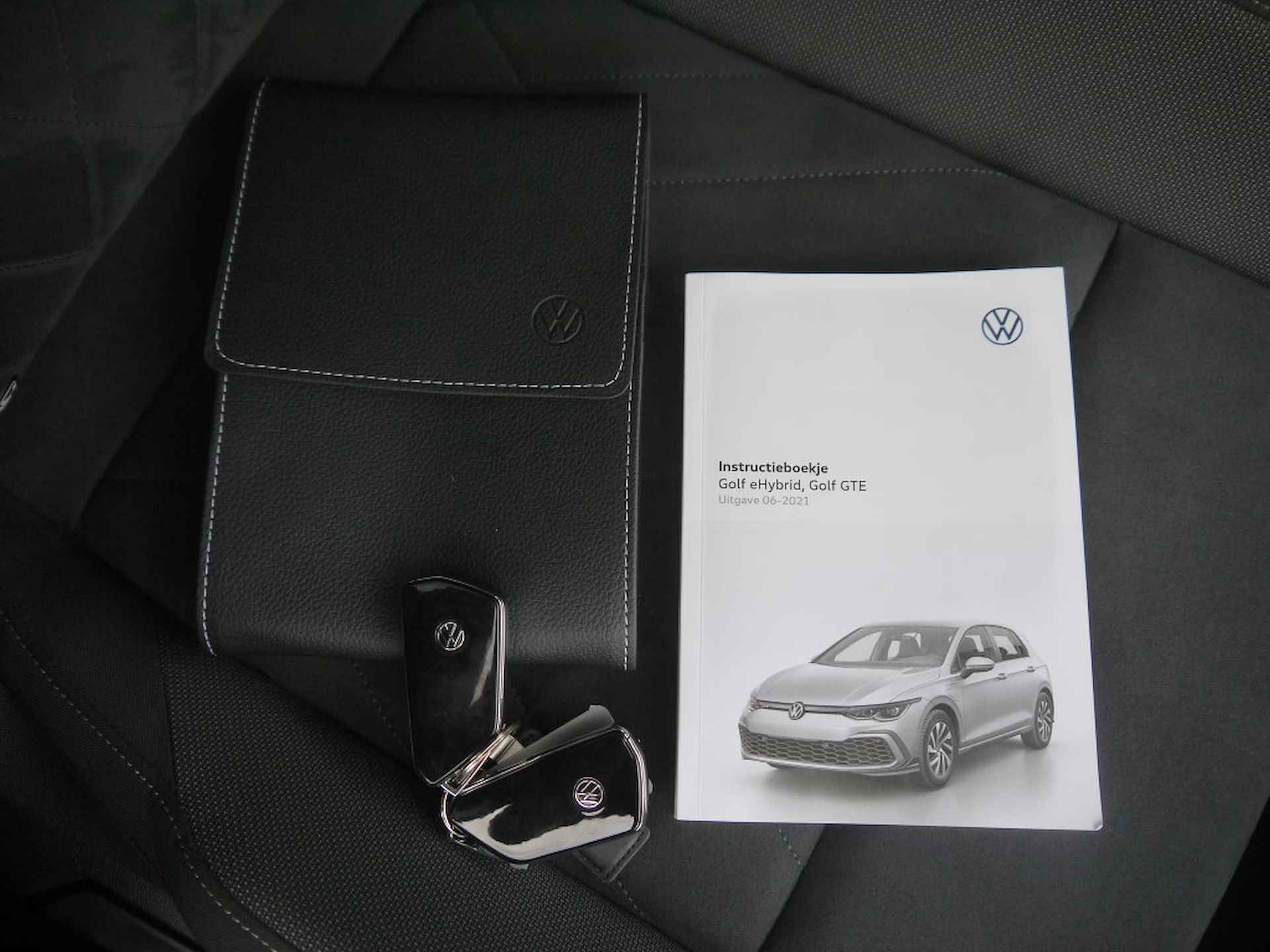 Volkswagen Golf 1.4 eHybrid 204pk Style NL-Auto!! Mem.Seats I Camera I Fabrieksgarantie!! -- A.S. ZONDAG OPEN VAN 11.00 T/M 15.30 -- - 9/40