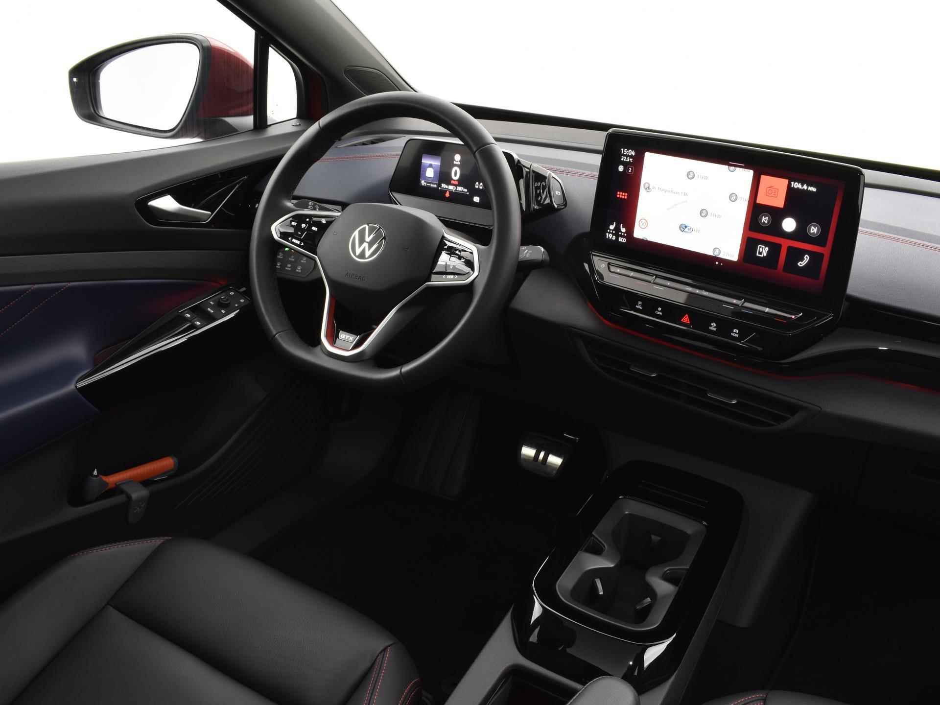 Volkswagen ID.5 GTX 77 kWh 300pk | Camera | Warmtepomp | Trekhaak | Keyless | Pano | Head-Up | 21'' Inch | Garantie t/m 30-06-2026 of 100.000km · TOPDEAL - 18/39
