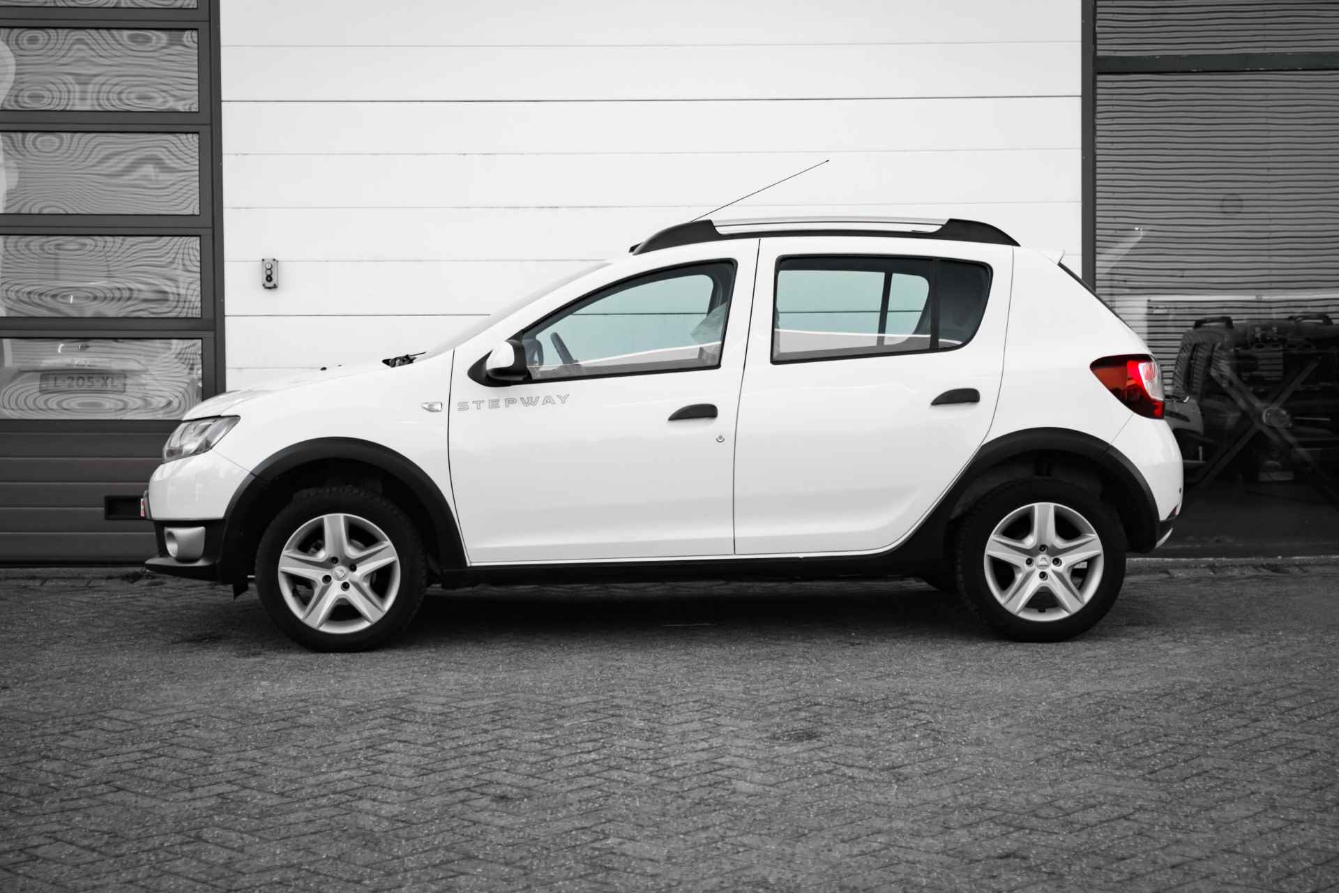 Dacia Sandero 0.9 TCe S&S Stepway Lauréate - 5/40