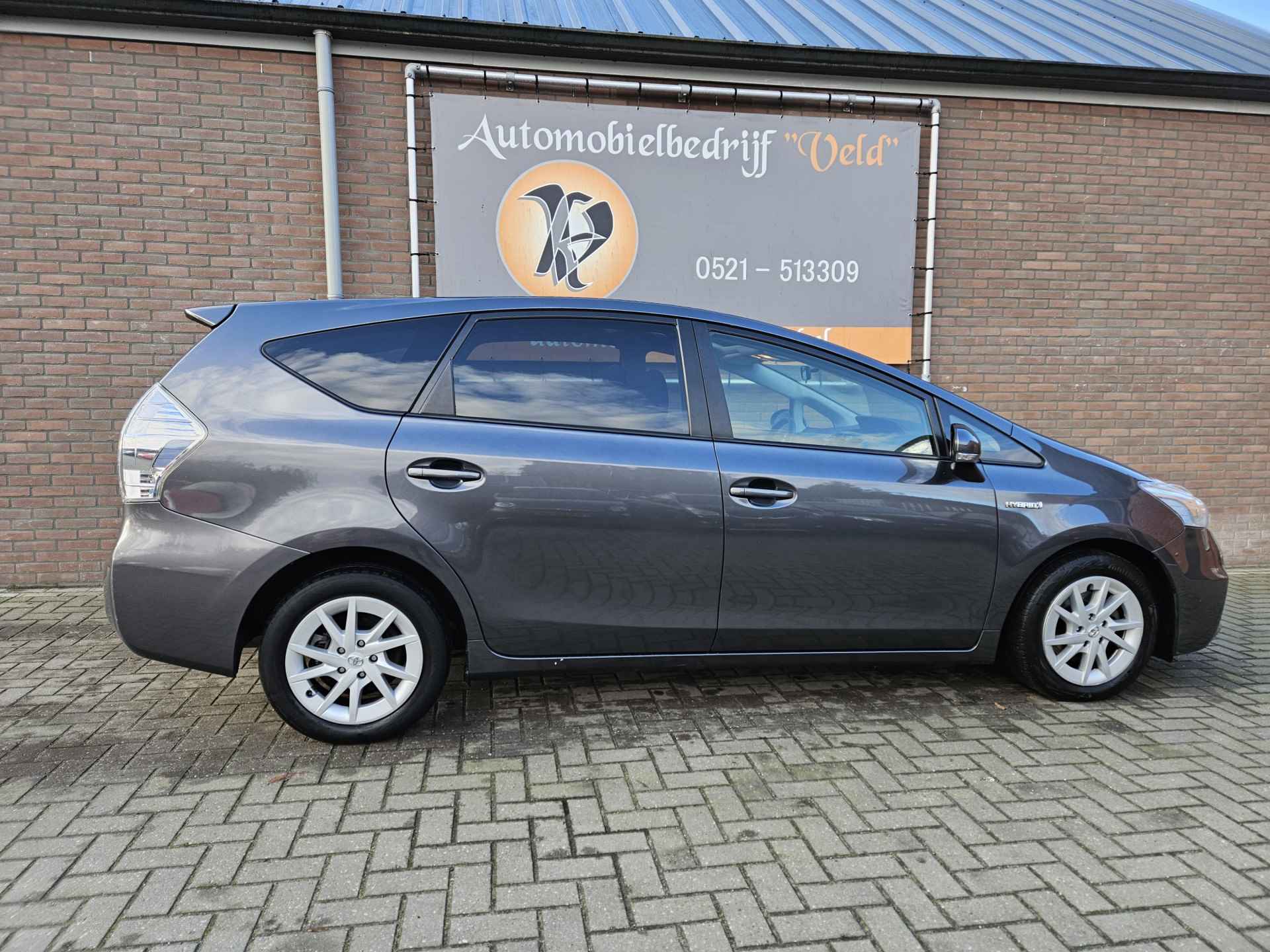 Toyota Prius Wagon 1.8 Aspiration Limited - 30/34