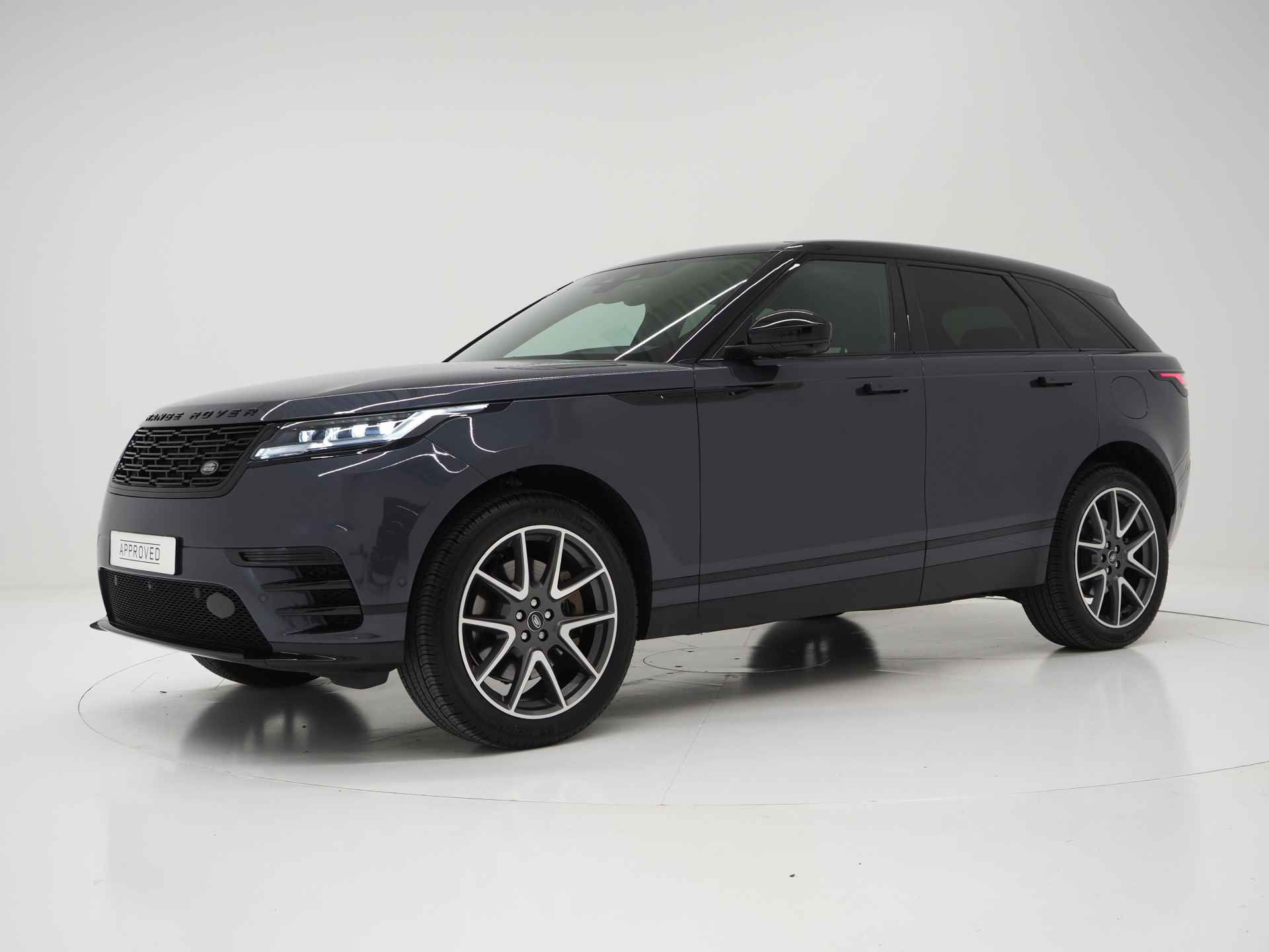 Land Rover Range Rover Velar P400e Dynamic HSE | Pano | 21 Inch | Koel/verwarmbare stoelen | Head-Up | Cold Climate | Black Pack | Windsor Leder | Fabrieksgarantie t/m/ 26-11-2028 ! - 2/39