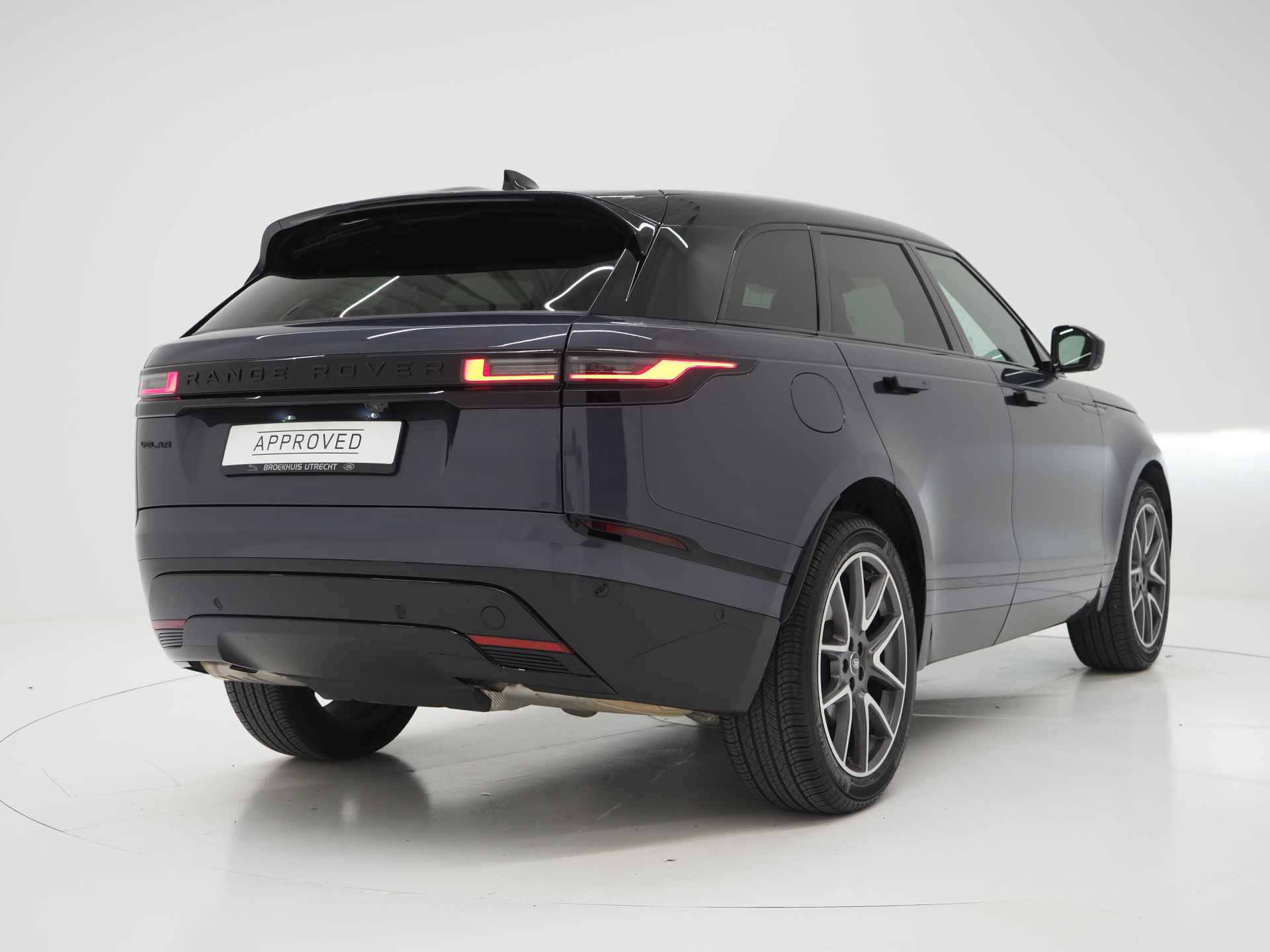 Land Rover Range Rover Velar P400e Dynamic HSE | Pano | 21 Inch | Koel/verwarmbare stoelen | Head-Up | Cold Climate | Black Pack | Windsor Leder | Fabrieksgarantie t/m/ 26-11-2028 ! - 9/39