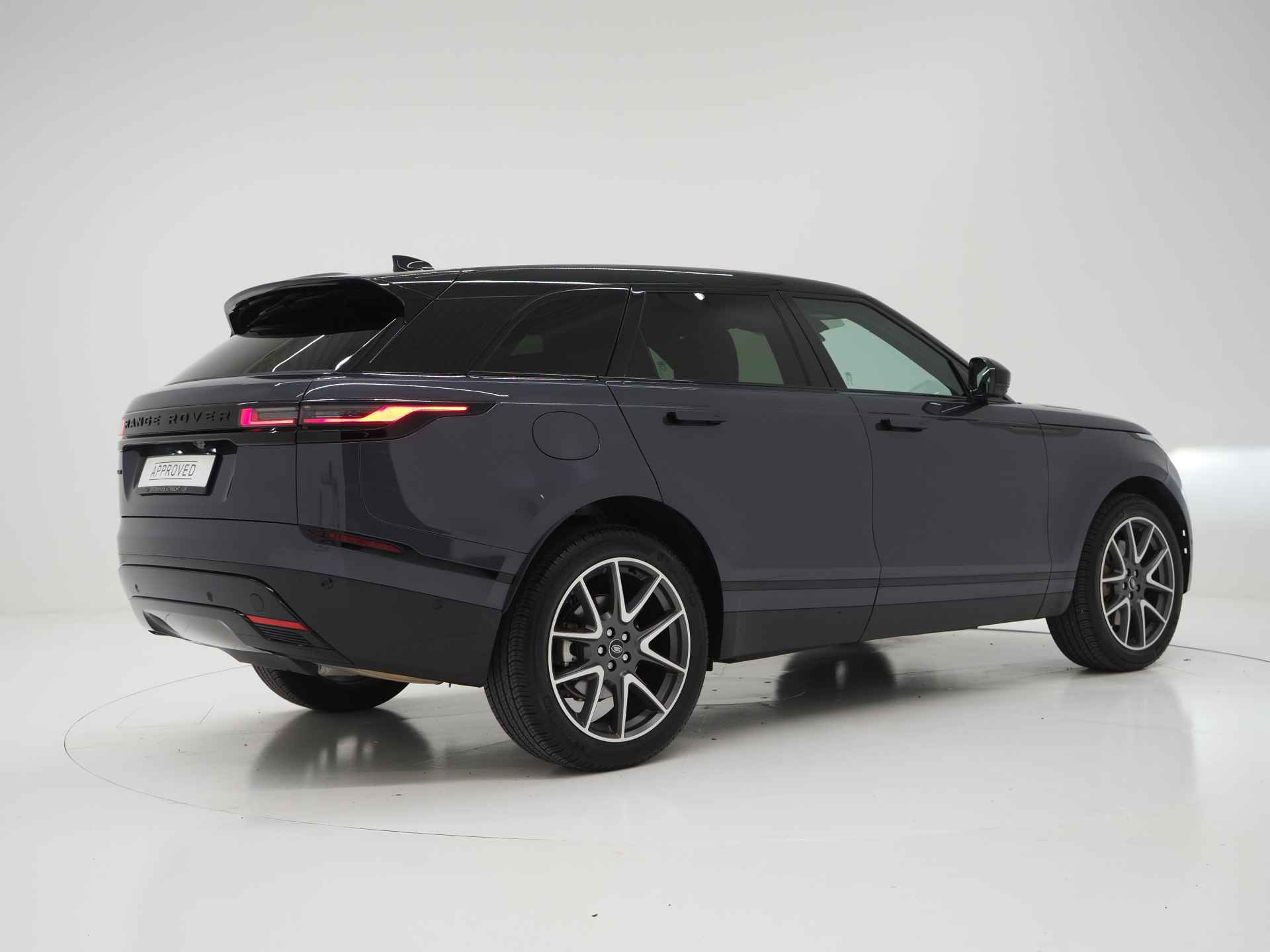 Land Rover Range Rover Velar P400e Dynamic HSE | Pano | 21 Inch | Koel/verwarmbare stoelen | Head-Up | Cold Climate | Black Pack | Windsor Leder | Fabrieksgarantie t/m/ 26-11-2028 ! - 10/39