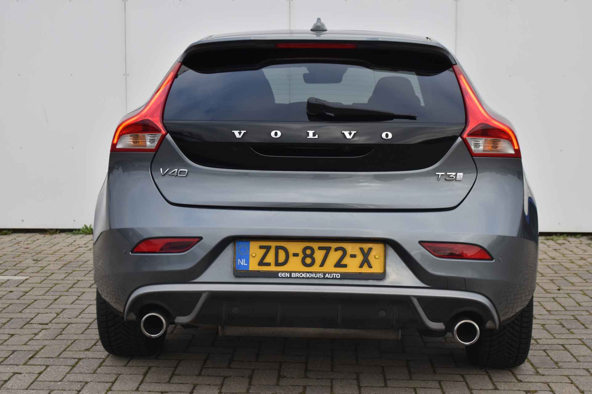 Volvo V40 T3 R-Design #Standkachel #Pano #HarmanKardon! - 9/26