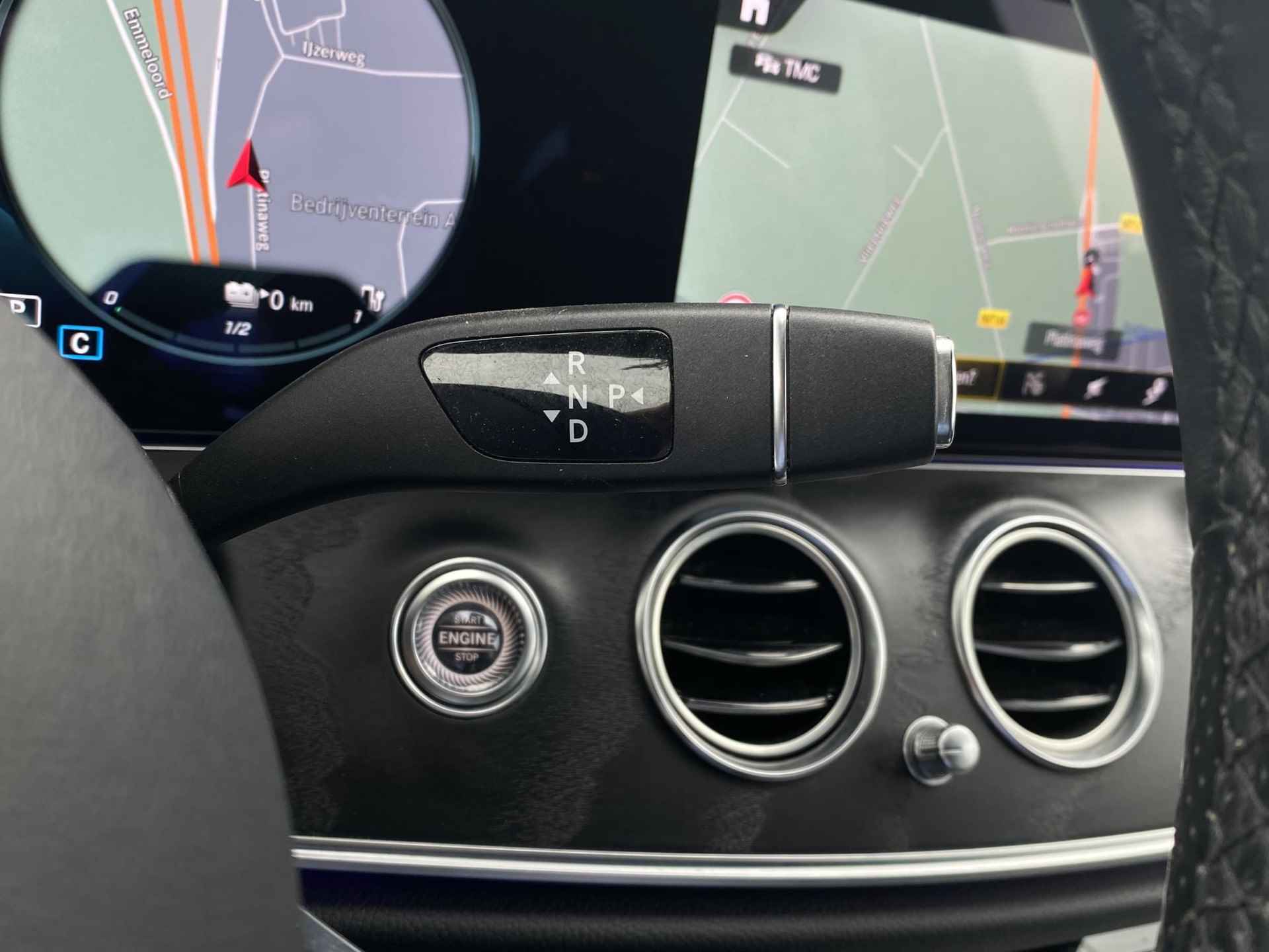 Mercedes-Benz E-klasse Estate 300 e AMG Line | Trekhaak wegklapbaar | Widescreen | Camera | PrivacyGlass | 18" Lichtmetalen velgen | Navigatie | Comfortstoelen | Stoelverwarming | Sfeerverlichting | Standkachel | LED | - 37/72