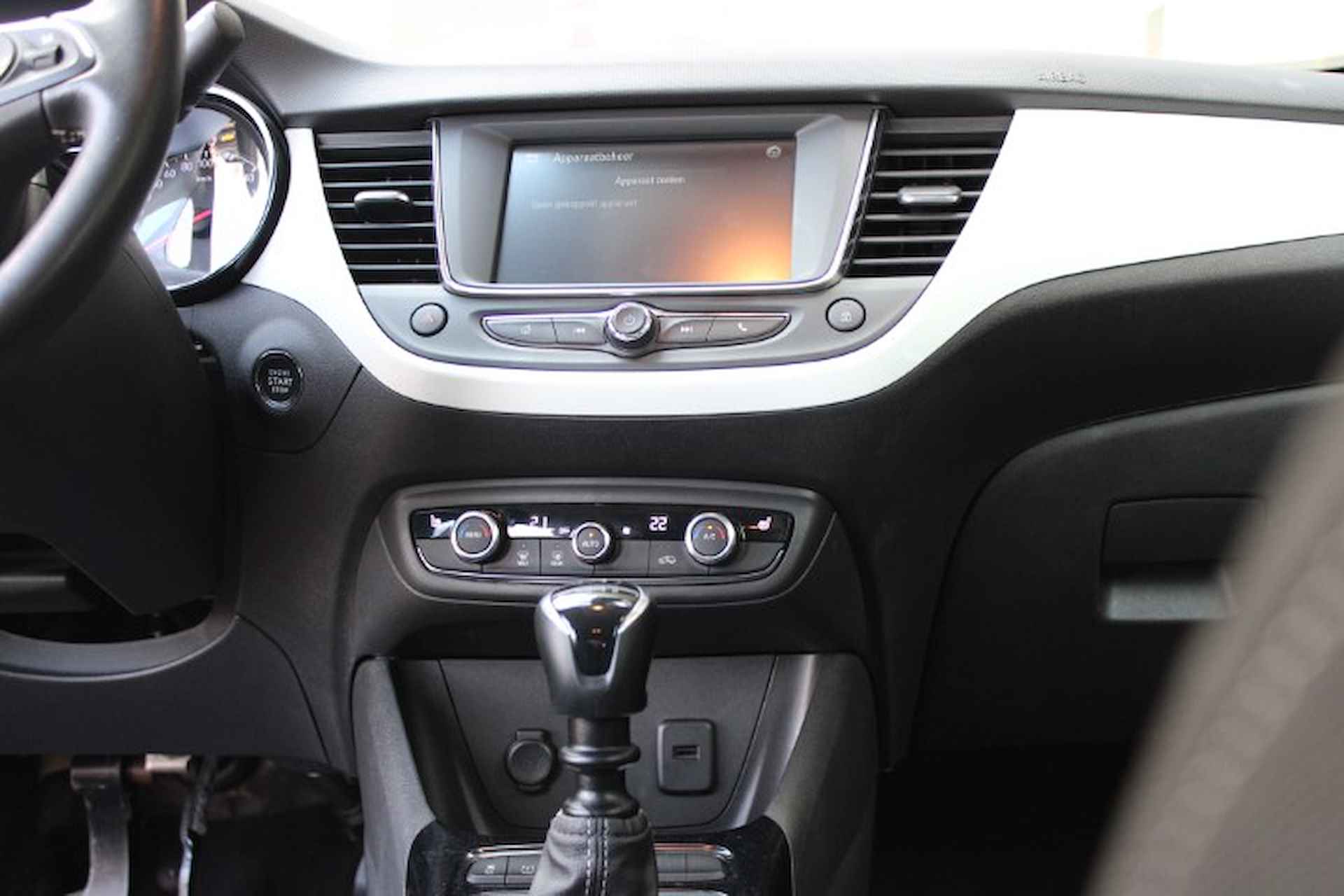 Opel Crossland  1.2 130pk Start/Stop Color Edition | Airconditioning Automatisch | Achteruitrij Camera | Stoelverwarming | - 34/44