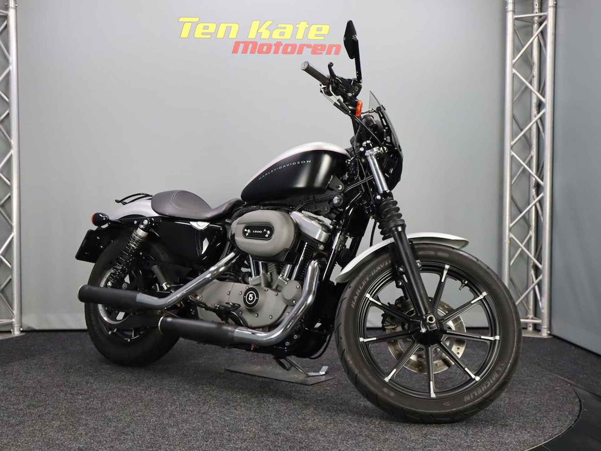 Harley Davidson XL 1200 N Nightster - 2/12